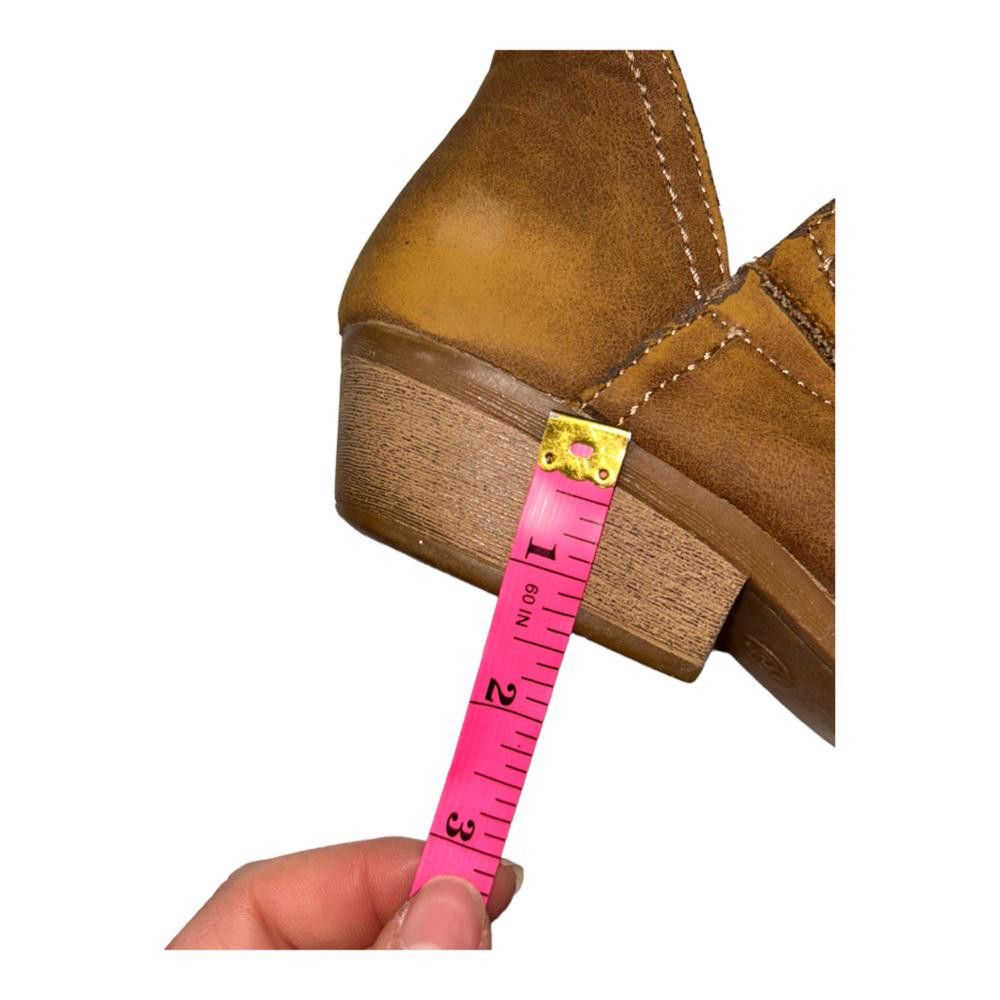 Designer Faux Leather Tan Booties Size 6.5 Size US 6.5 / IT 36.5 - 7 Thumbnail