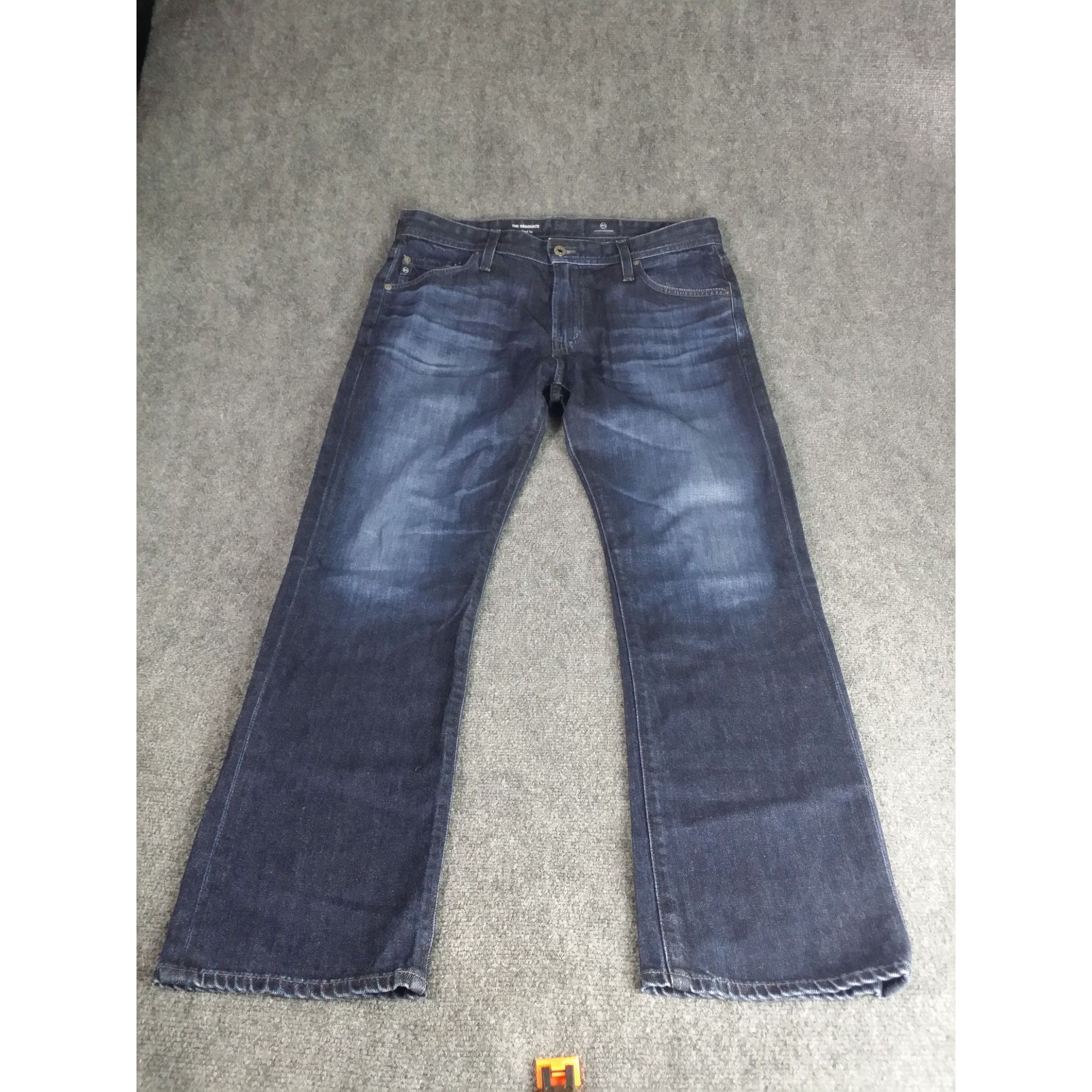 AG Adriano Goldschmied AG Adriano Goldschmied The Graduate Jeans Men Sz 33X32 Tailo Size US 33 - 1 Thumbnail