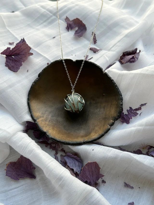 Other "Lacrima Nymphae" – Aquamarine Pendant by Laura Řezaninová Size ONE SIZE - 1 Thumbnail