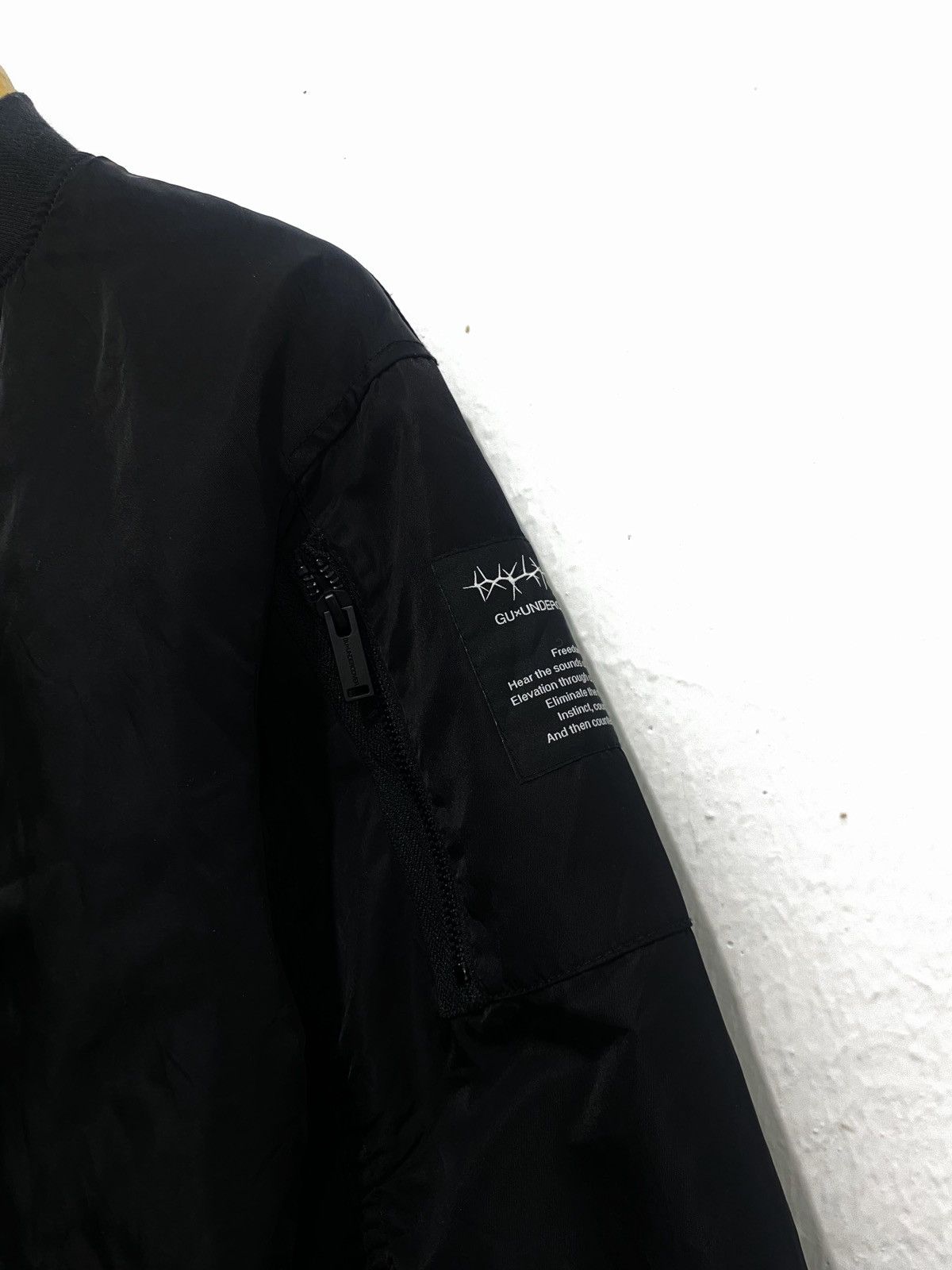 GU × Undercover Gu x Undercover Freedom Noise Bomber Jacket Size US S / EU 44-46 / 1 - 4 Thumbnail