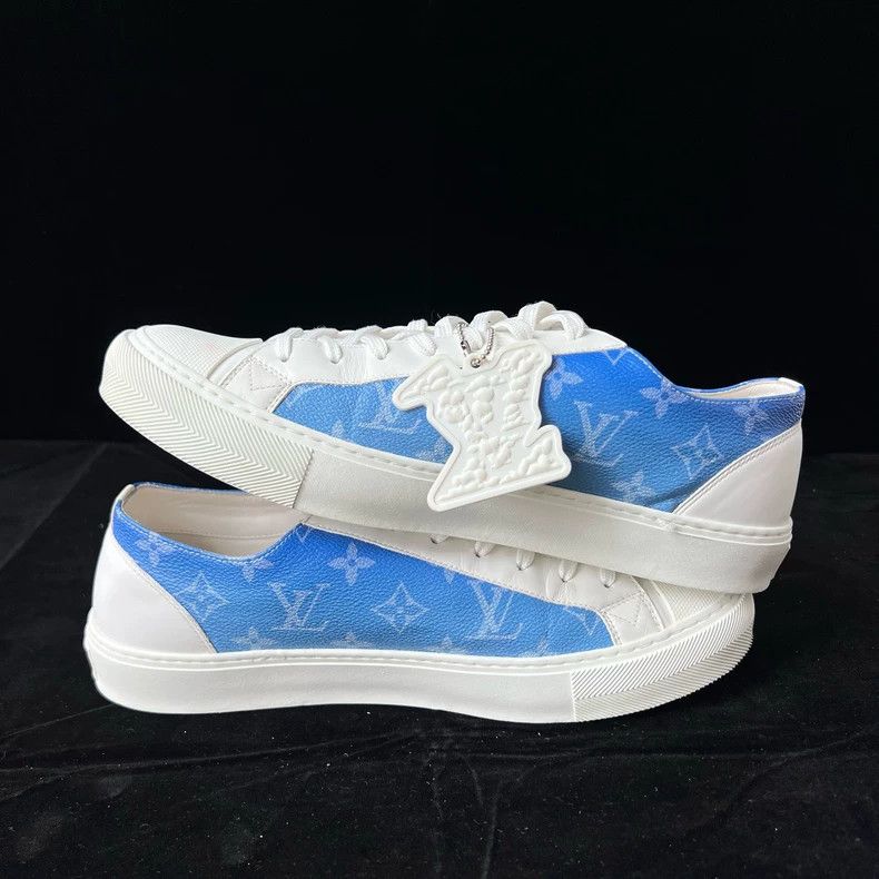Louis Vuitton Louis Vuitton Blue sky and white cloud board shoes Size US 10 / EU 43 - 4 Thumbnail