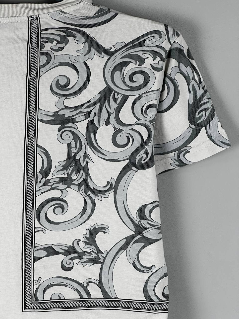 Versace Luxury Versace Medusa Logo Printed T Shirt Size US S / EU 44-46 / 1 - 16 Thumbnail