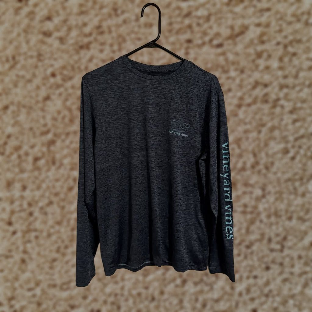 Vineyard Vines Vineyard Vines Performance Long Sleeve Heather Blue Whale Shirt - Men's S Crew Neck Pullover Activewear Shirt Mens Small Whale Theme Size US S / EU 44-46 / 1 - 1 Thumbnail