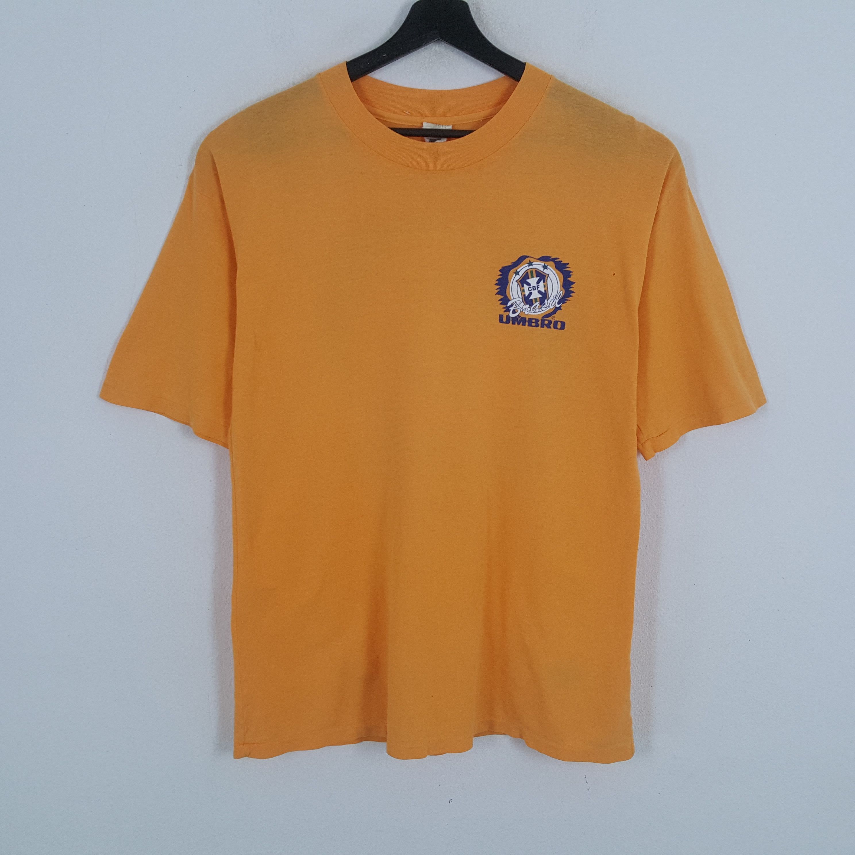 Umbro × Vintage Umbro Brasil Soccer Football Team Logo Design Tshirt Size US L / EU 52-54 / 3 - 1 Thumbnail