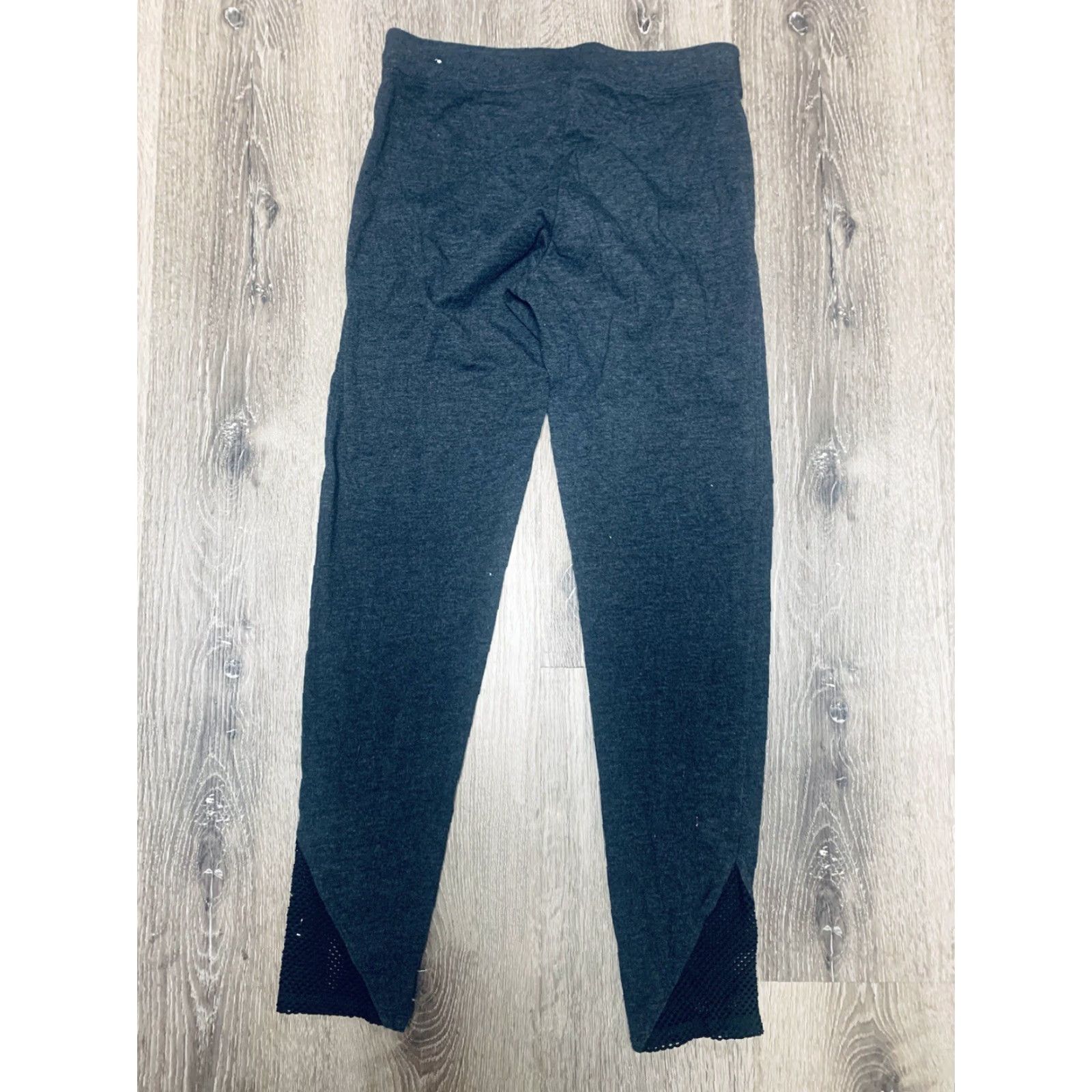 Vintage VINTAGE? No. Victoria’s Secret PINK Victoria’s Secret PINK Yoga Leggings Women M Gray Black Ankle Yoga PINK Nation Womens M Size 32" / US 10 / IT 46 - 5 Thumbnail
