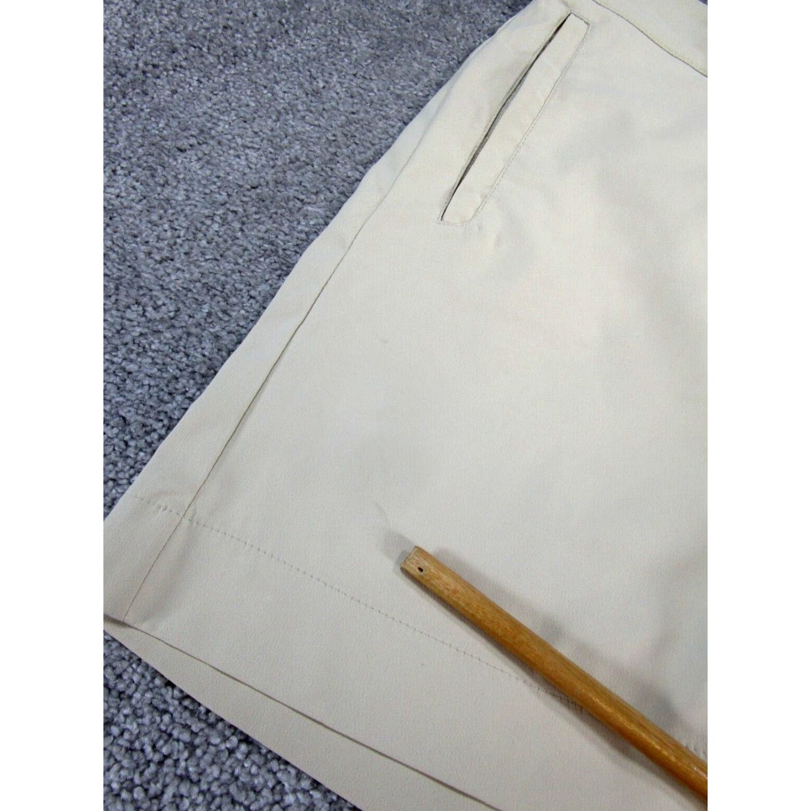 Nike VINTAGE Nike Golf Skort Womens 4 Tour Performance Dri Fit Beige Read Size 27" / US 4 / IT 40 - 2 Thumbnail
