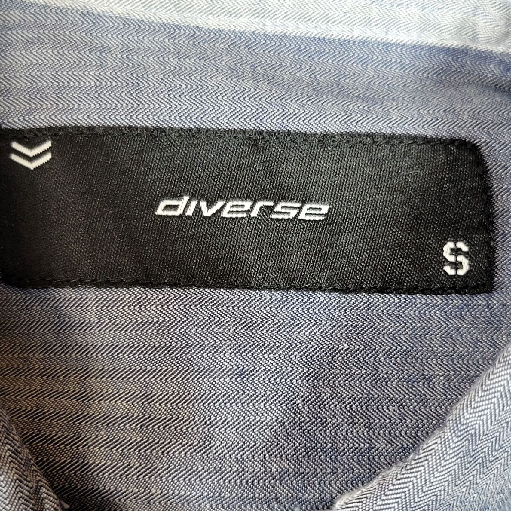 Vintage Diverse Mens Dress Shirt Small Gray Long Sleeve Cotton Chest Pocket Adult Size 36R - 2 Thumbnail