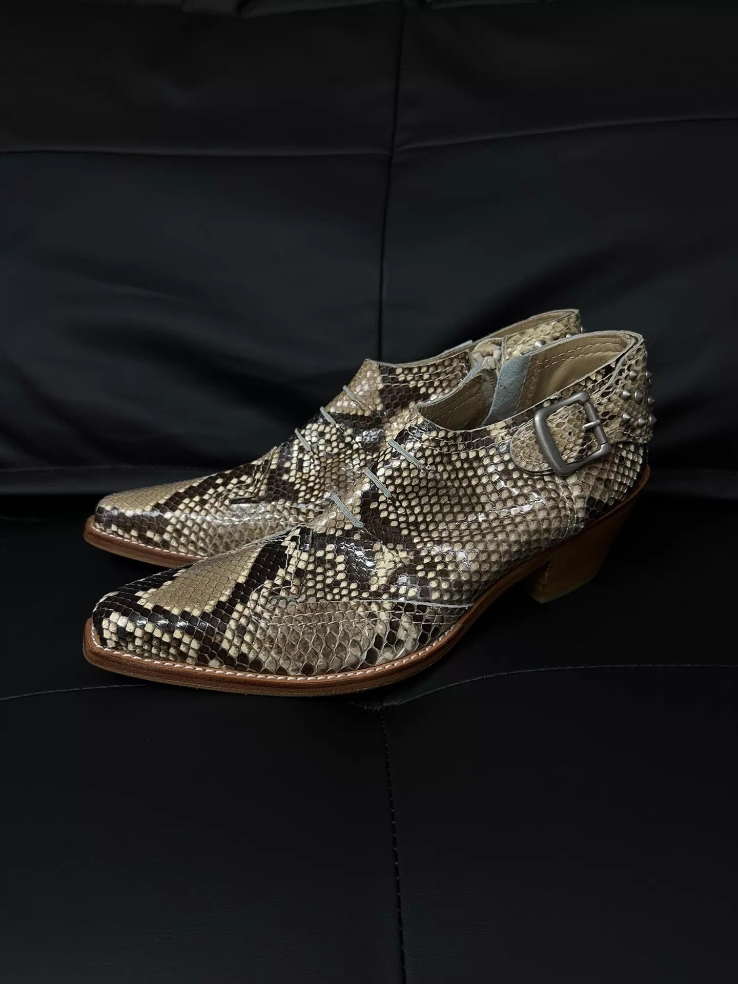 Junya Watanabe Junya Watanabe Snakeskin Riveted Pointed Shoe M 39 Size US 8.5 / EU 41-42 - 2 Thumbnail