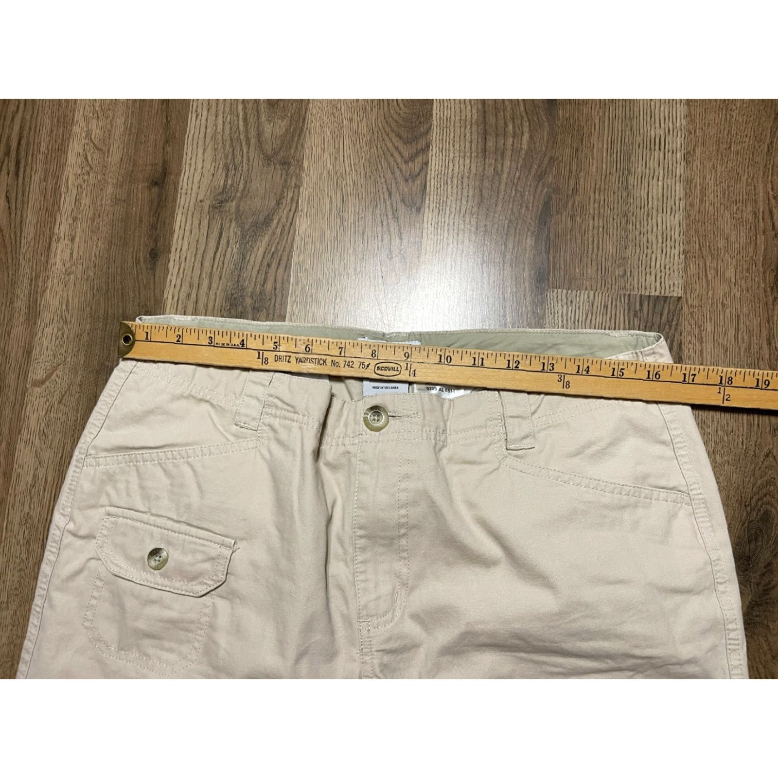 Vintage Columbia Pants, Women's Size 12, Khaki Pants, Straight Leg, Pockets, Beige, Regular, 31 in Inseam, Khakis, Fall, Spring, Summer, Casual, Women Size 34" / US 12 / IT 48 - 5 Thumbnail
