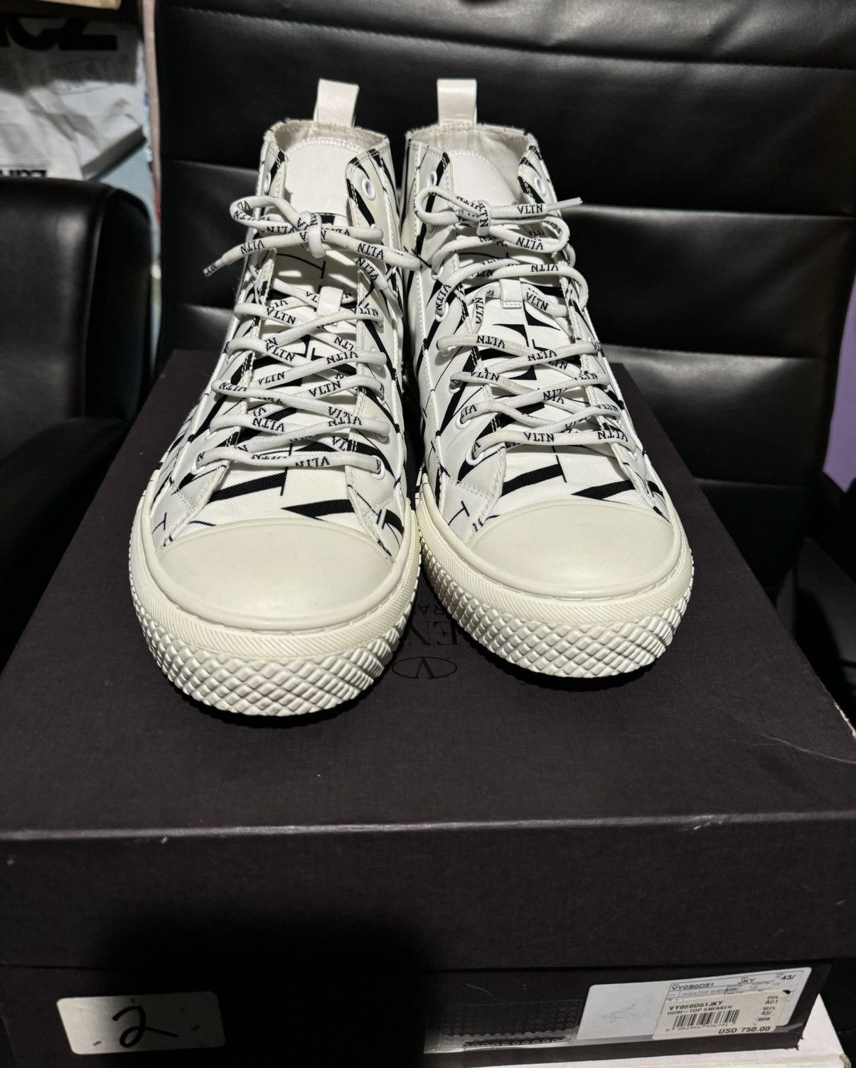 Designer × Valentino Men’s Valentino Garavani VLTN Giggies Hightop Sneakers Size US 10.5 / EU 43-44 - 4 Thumbnail