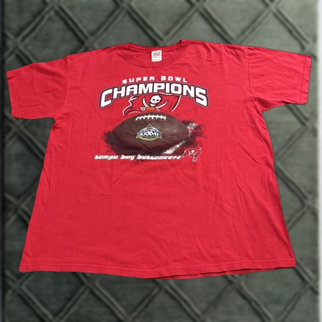 NFL VINTAGE Tampa Bay Buccaneers Super Bowl XXXVII NFL Football T-Shirt XL Red Mens Size US XL / EU 56 / 4 - 1 Thumbnail