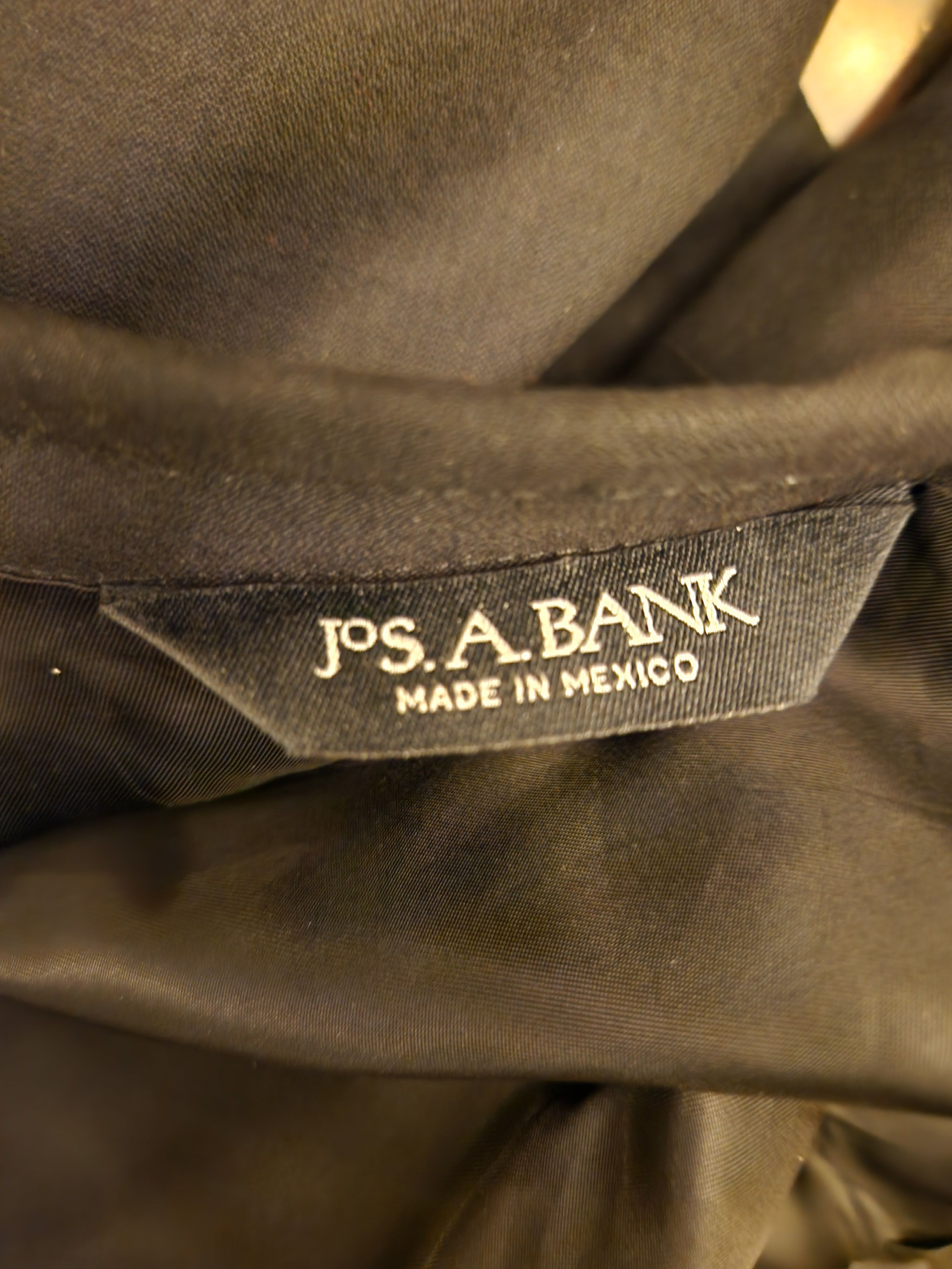 Jos. A. Bank 100% Wool Tuxedo Size 42R - 6 Thumbnail