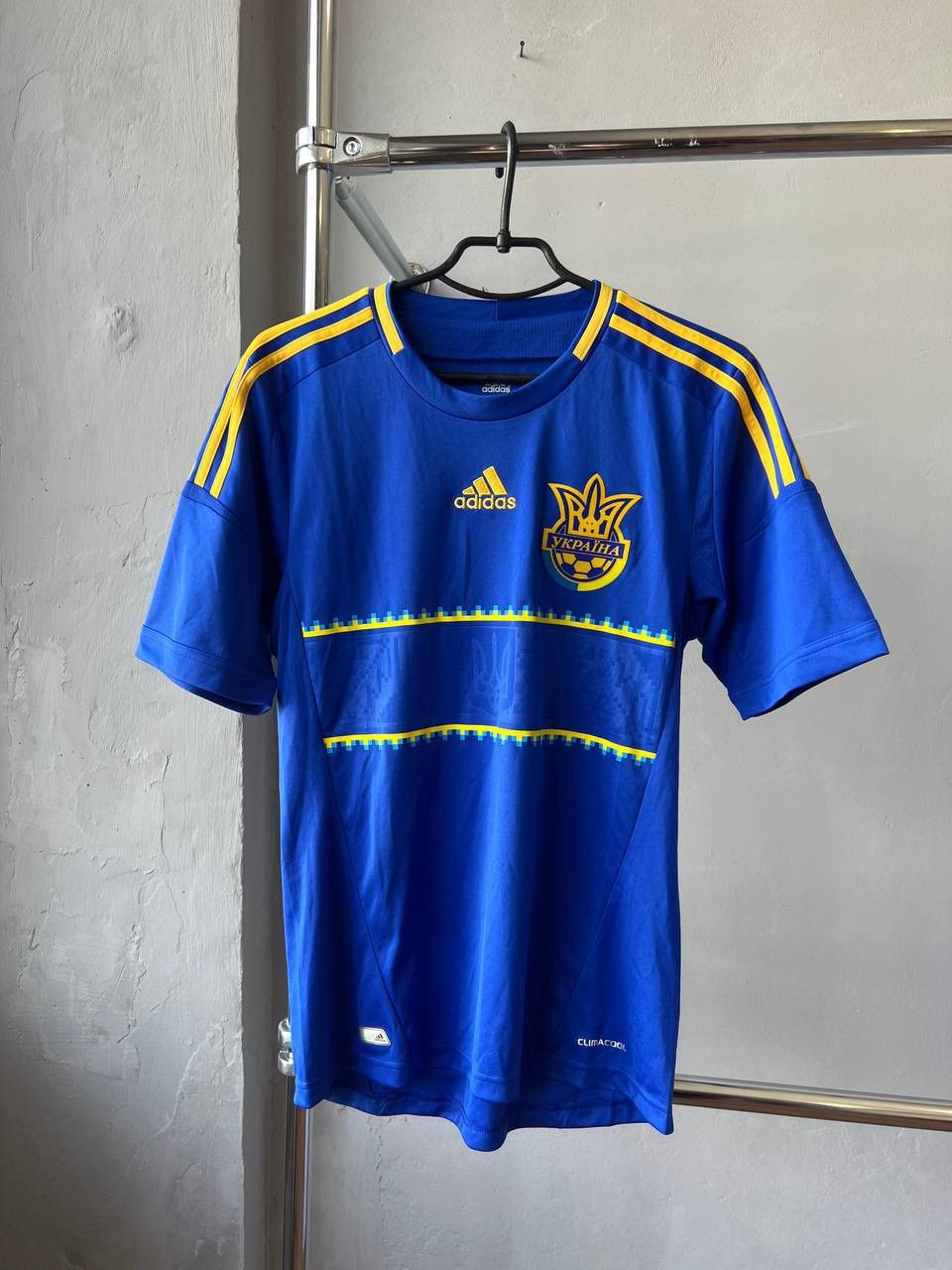 Adidas 2012/13 UKRAINE #10 KONOPLYANKA AWAY SOCCER FOOTBALL JERSEY Size US S / EU 44-46 / 1 - 2 Thumbnail