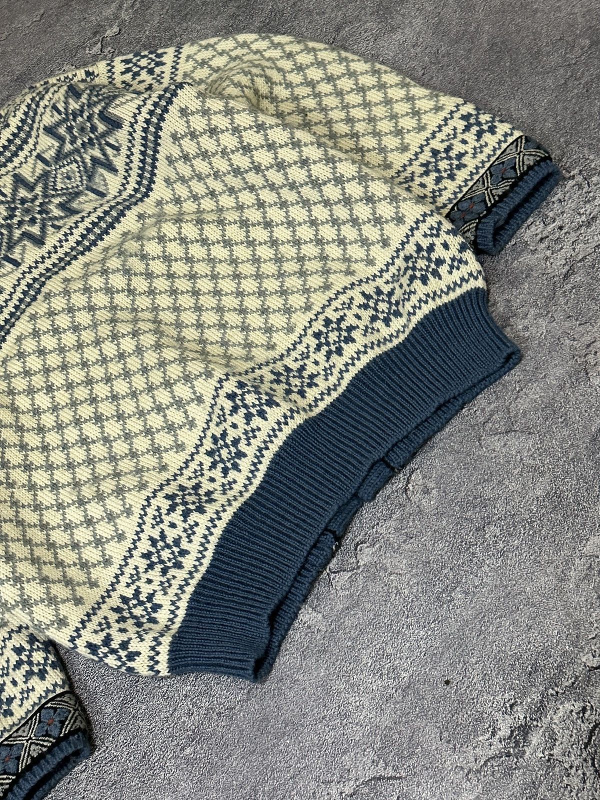 Dale Of Norway DALE of NORWAY Clasp Cardigan Sweater Nordic Snowflake M Sz Size US M / EU 48-50 / 2 - 8 Thumbnail