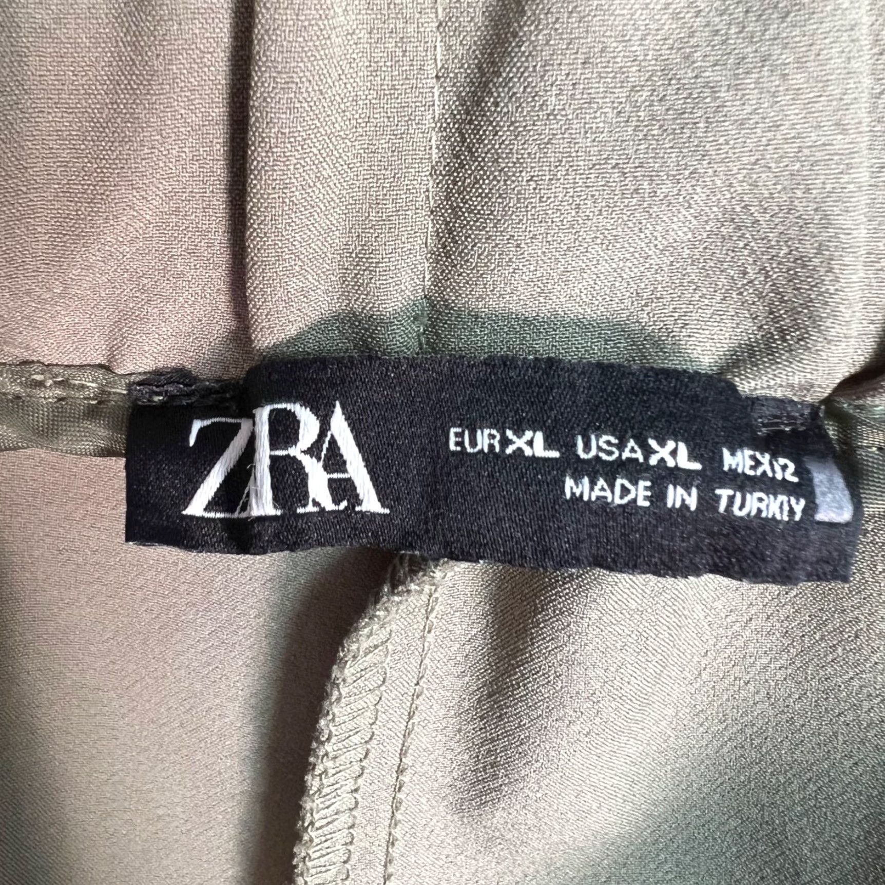 Zara Zara Beige Wide-Leg Cargo Pants XL Elastic Waist Women Size 40" / US 18 - 3 Thumbnail