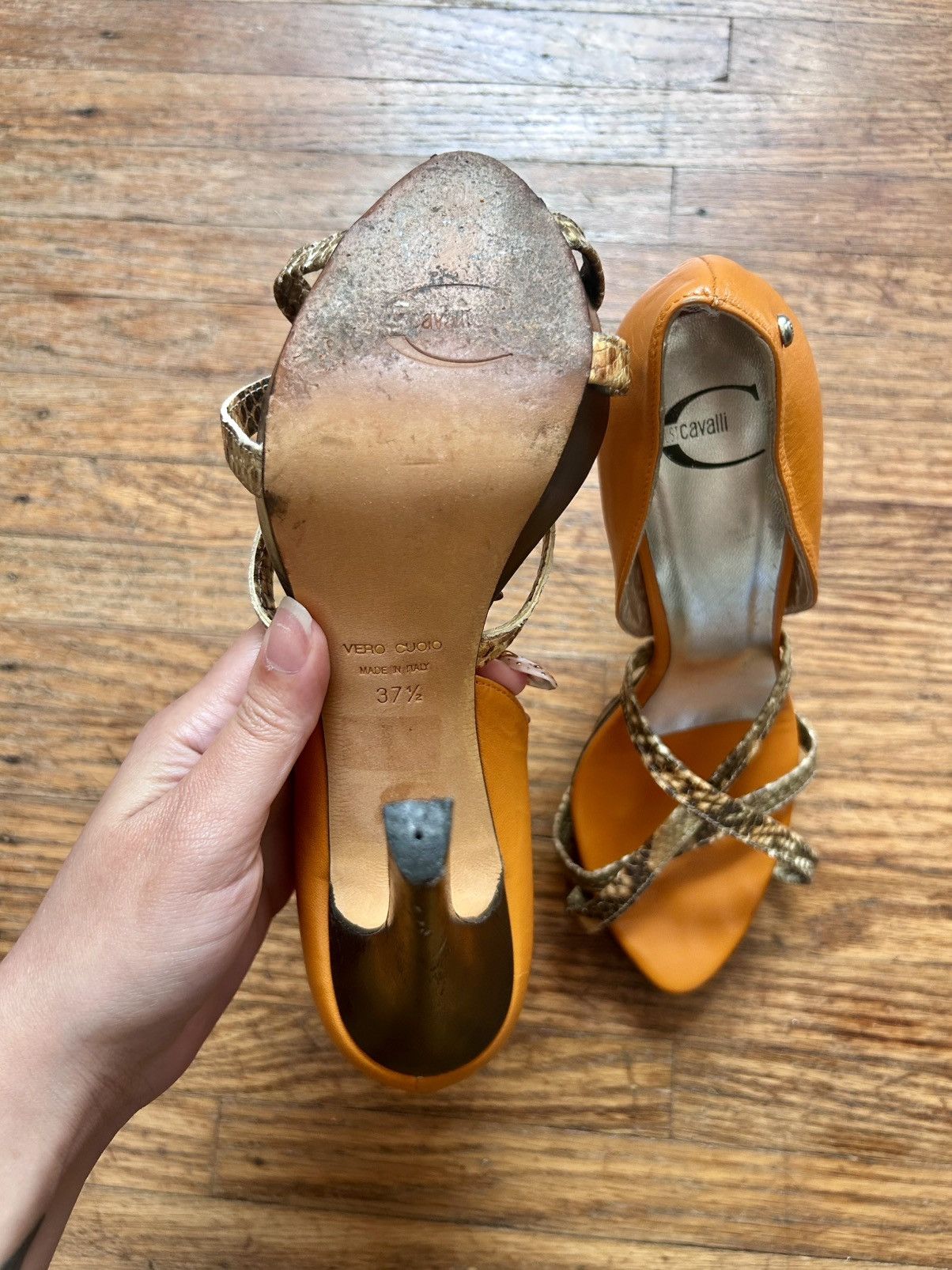 Roberto Cavalli Roberto Cavalli Orange & Black Heels with Snakeskin Straps Size US 7.5 / IT 37.5 - 4 Thumbnail