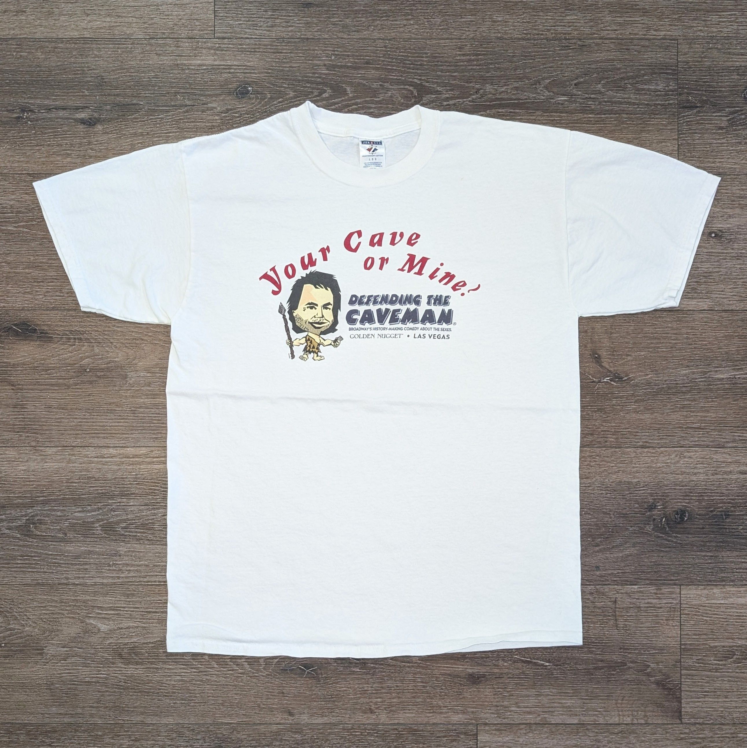 Jerzees × Vintage Vintage Defending the Caveman comedy Las Vegas t-shirt Size US L / EU 52-54 / 3 - 1 Thumbnail