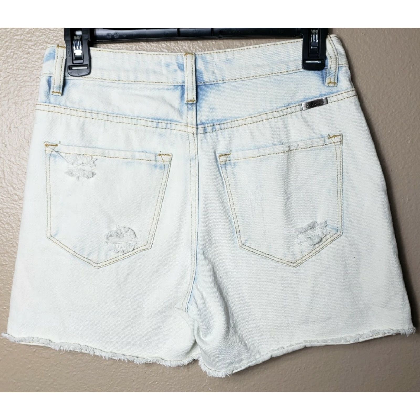 Vintage KanCan High Rise Distressed Light Acid Wash Shorts XS Women Denim Cotton Blend Festival Beach Cut-Off Blue - Womens XS Short Size 26" / US 2 / IT 38 - 4 Thumbnail