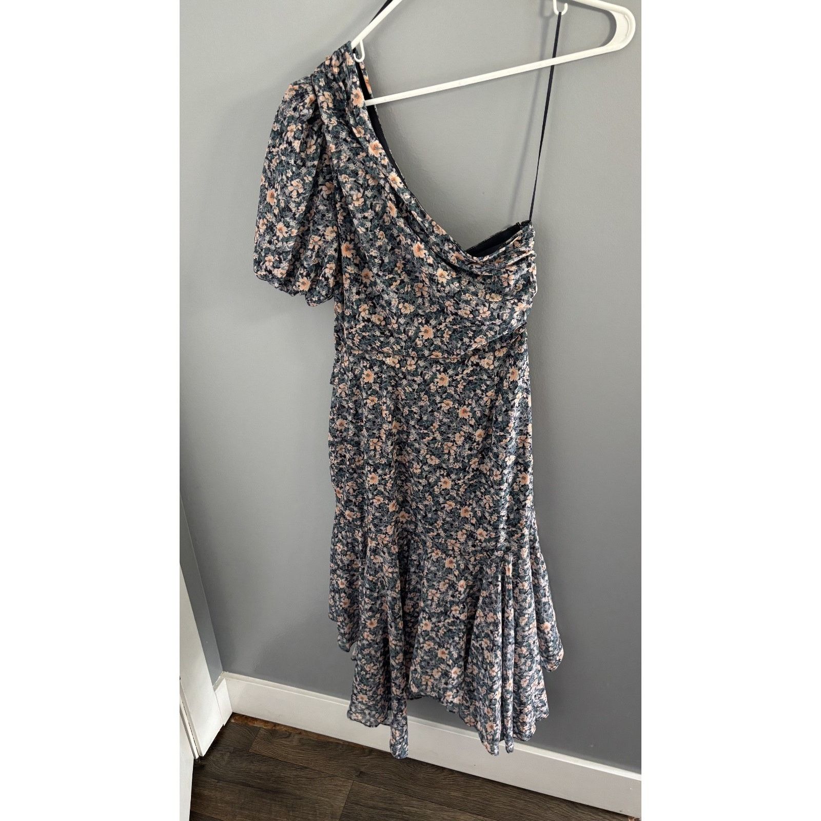 ASTR The Label Astr the label off shoulder dress flower print medium Size M / US 6-8 / IT 42-44 - 3 Thumbnail