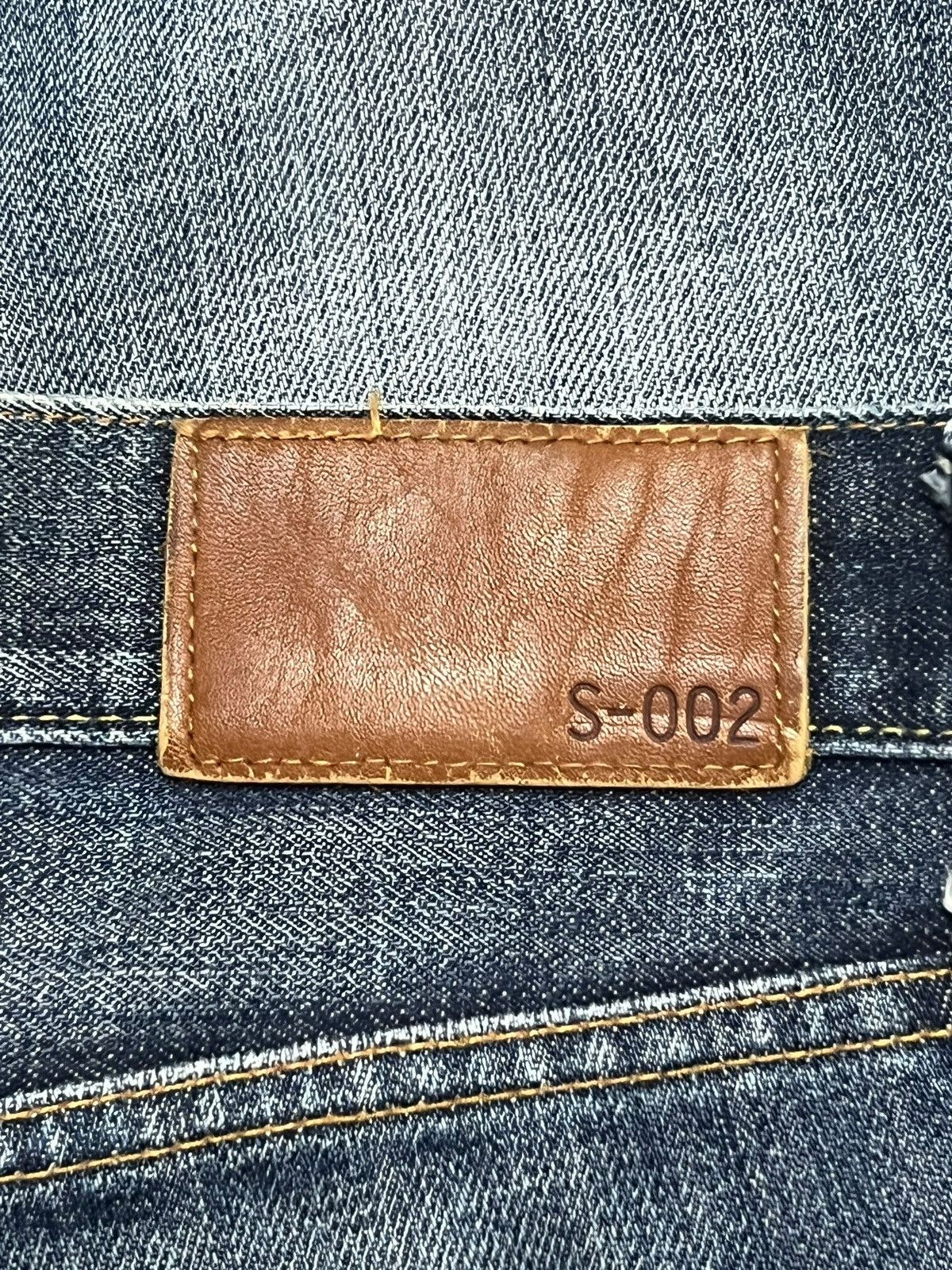 Uniqlo Loose Vintage Uniqlo S-002 Original Basic - Faded Wash Jeans Size US 32 / EU 48 - 12 Thumbnail