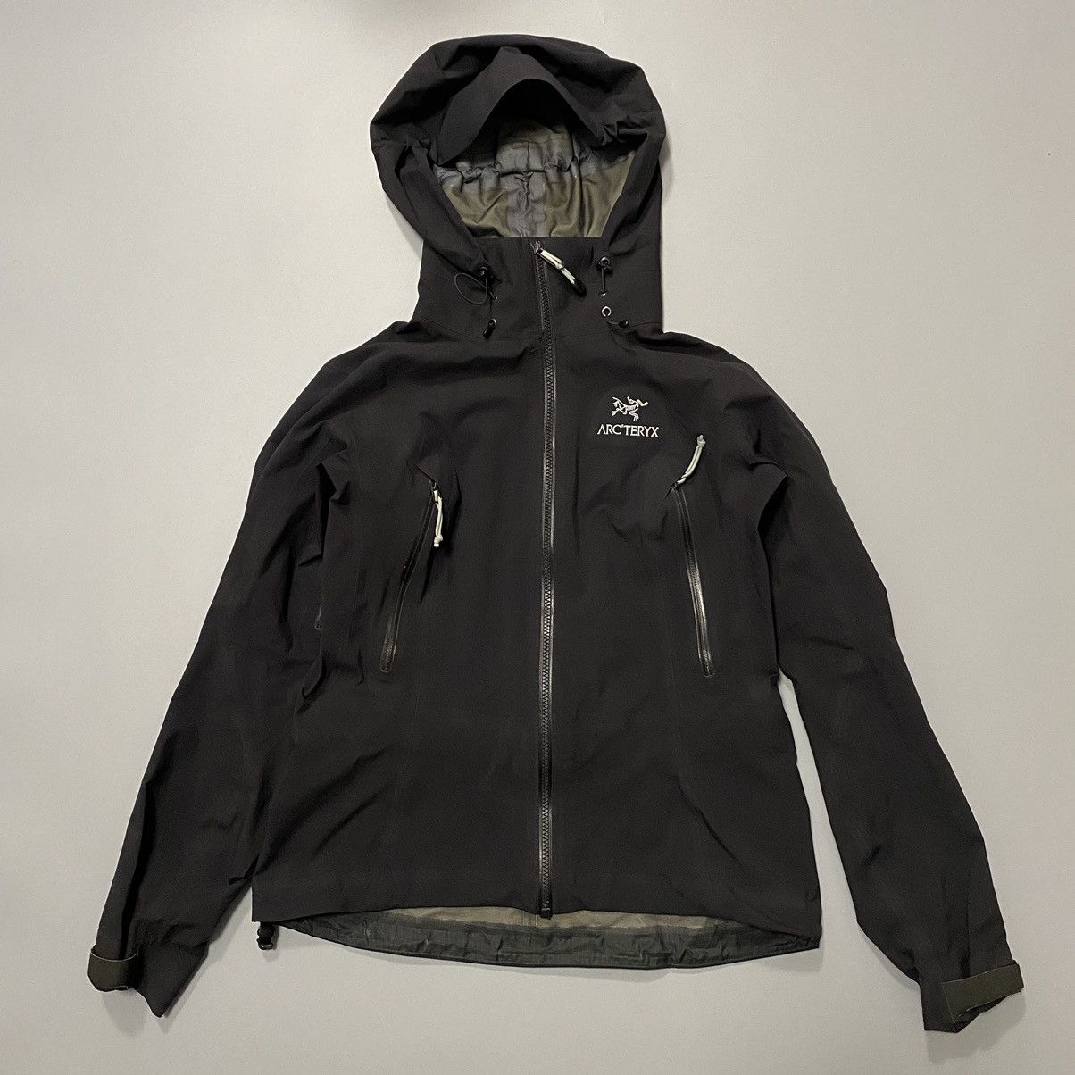 Arc'teryx Arc'Teryx x Going Ghost in the Suburbs Beta SL Hybrid
