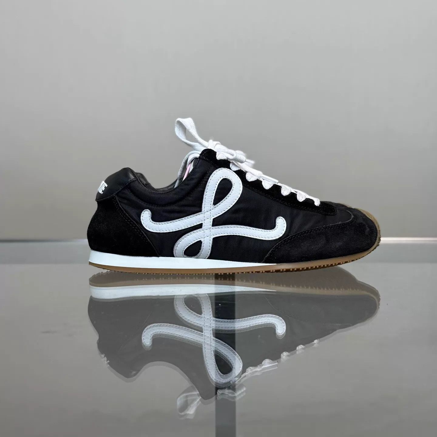 Loewe Loewe Ballet Runner 2.0 women's Black 37 98 Size US 6.5 / IT 36.5 - 3 Thumbnail
