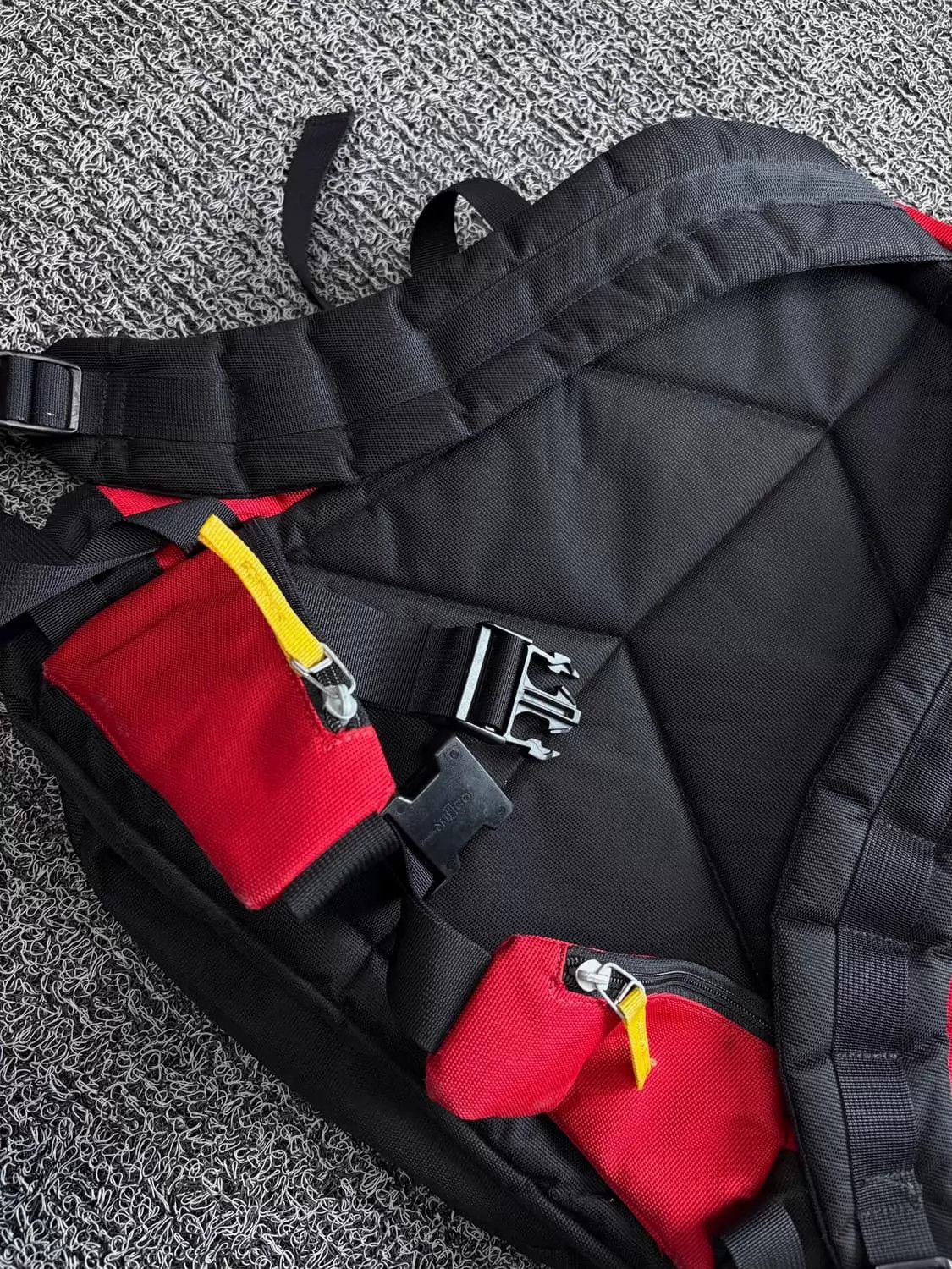 Salomon Salomon Vintage Akira Red Black Yellow Tech Backpack Size ONE SIZE - 5 Thumbnail