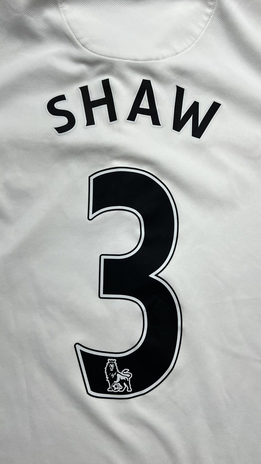 Nike 2014-2015 Manchester United Luke Shaw nike jersey Size US M / EU 48-50 / 2 - 12 Thumbnail
