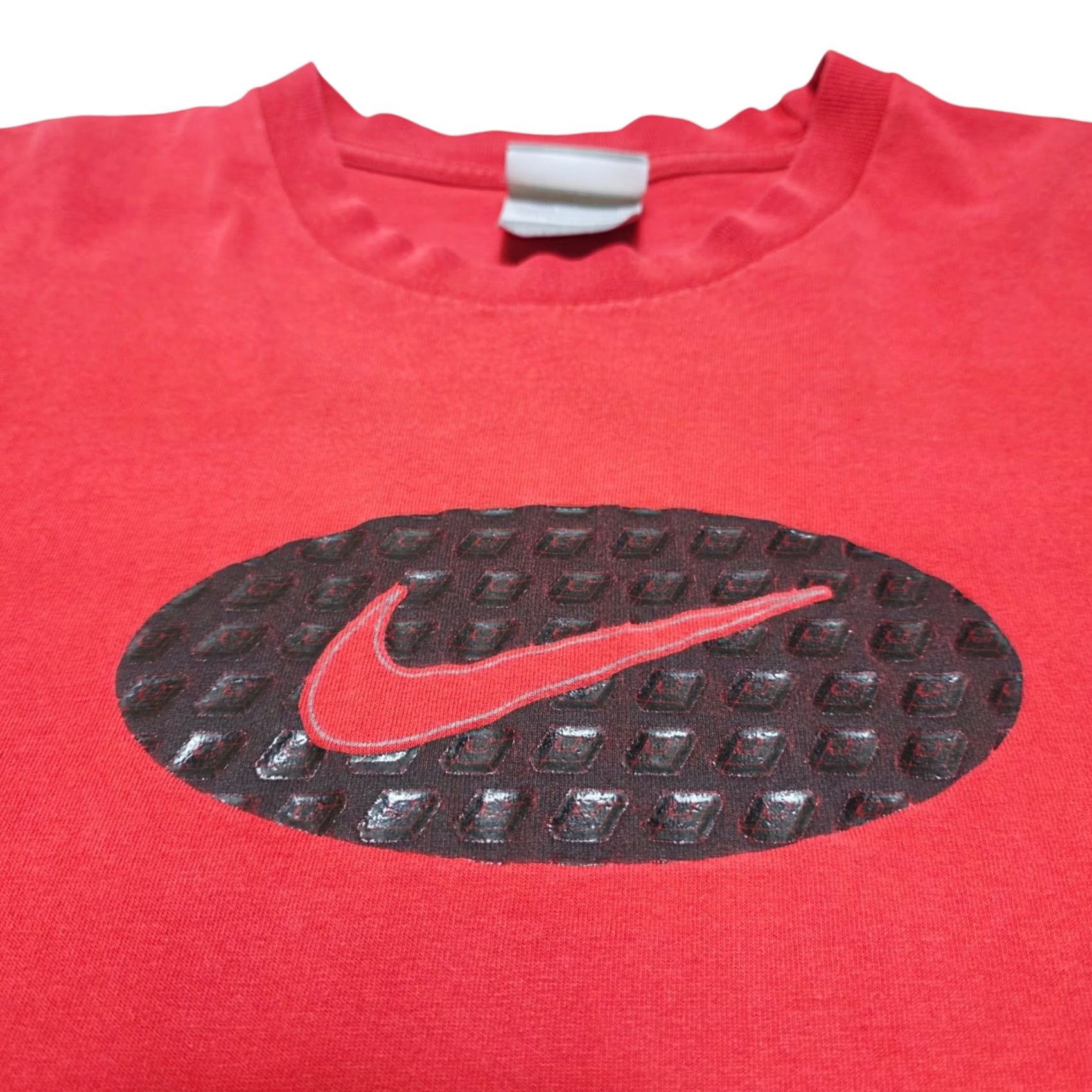 Nike VINTAGE Nike Graphic Double-Sided Swoosh Red T-Shirt Men's XL 90s Y2k Size US XL / EU 56 / 4 - 3 Thumbnail