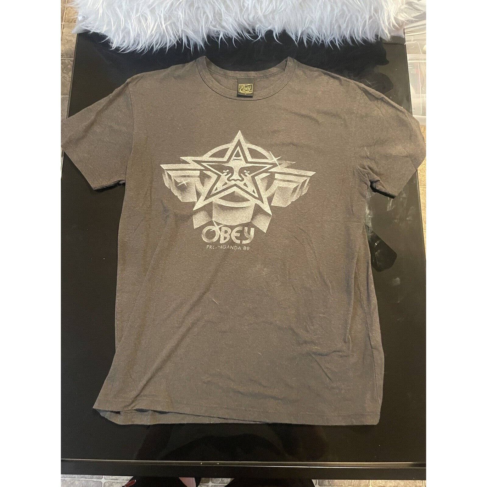 Obey Vintage Obey T-shirt Small Andre Shepard Black MADE IN USA Size US M / EU 48-50 / 2 - 1 Thumbnail