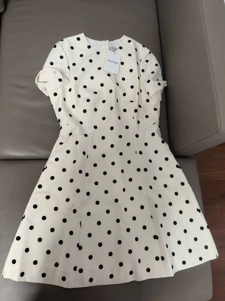 Valentino Valentino Polka dot dress Size M / US 6-8 / IT 42-44 - 1 Thumbnail