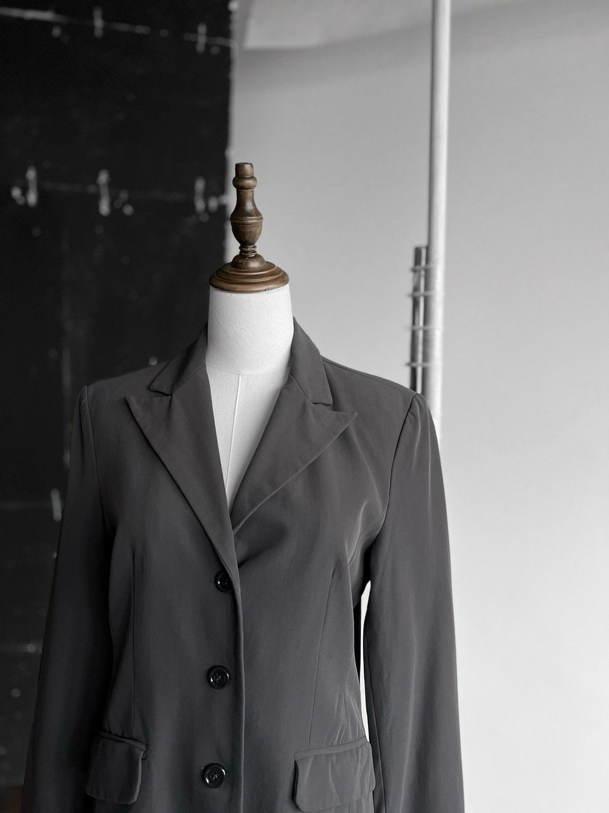 Pinko × Vintage Pinko Womens Vintage Stretch Gray Blazer Jacket Suit LS Size M / US 6-8 / IT 42-44 - 2 Thumbnail