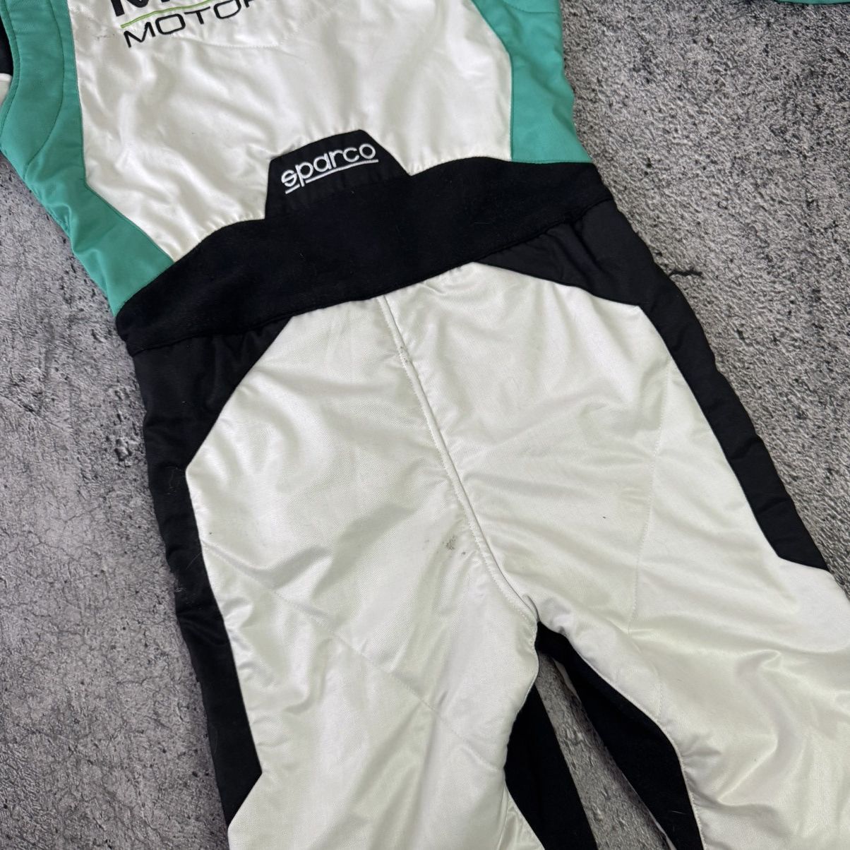 Other Racing suit motorsport laura van den hengel ferrari nascar Size US S / EU 44-46 / 1 - 20 Thumbnail