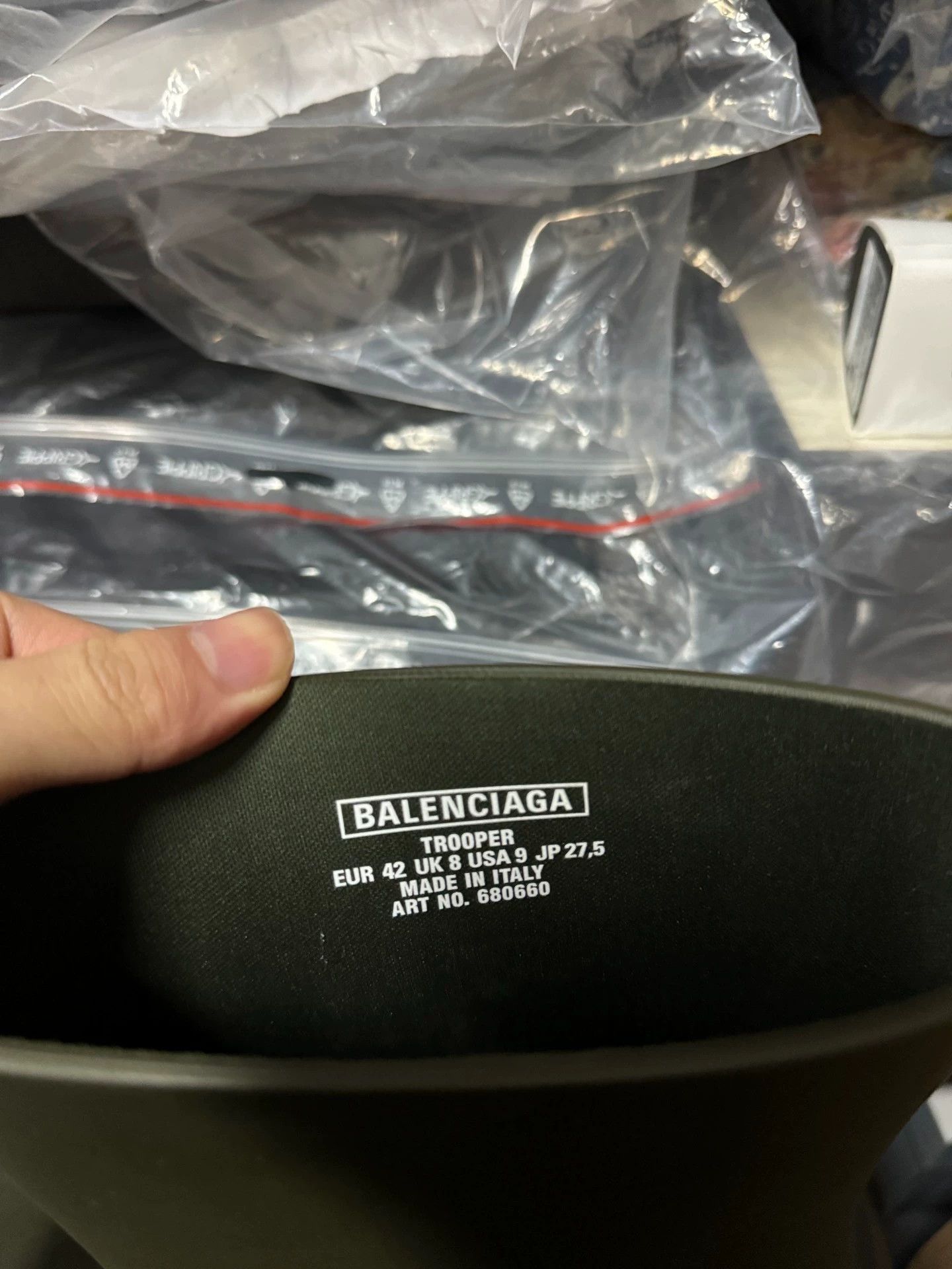 Balenciaga Balenciaga Trooper 42 Dark Green Unworn dust bag & card Size US 9 / EU 42 - 9 Thumbnail