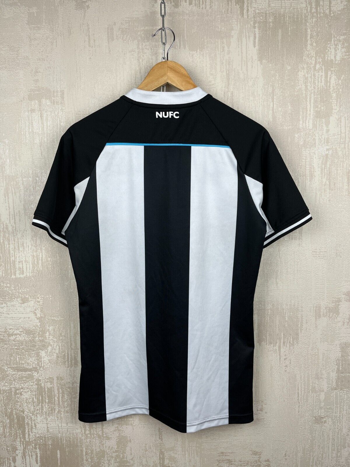 Castore Newcastle United 2021 2022 Home Football Shirt Soccer Jersey Size US S / EU 44-46 / 1 - 16 Thumbnail