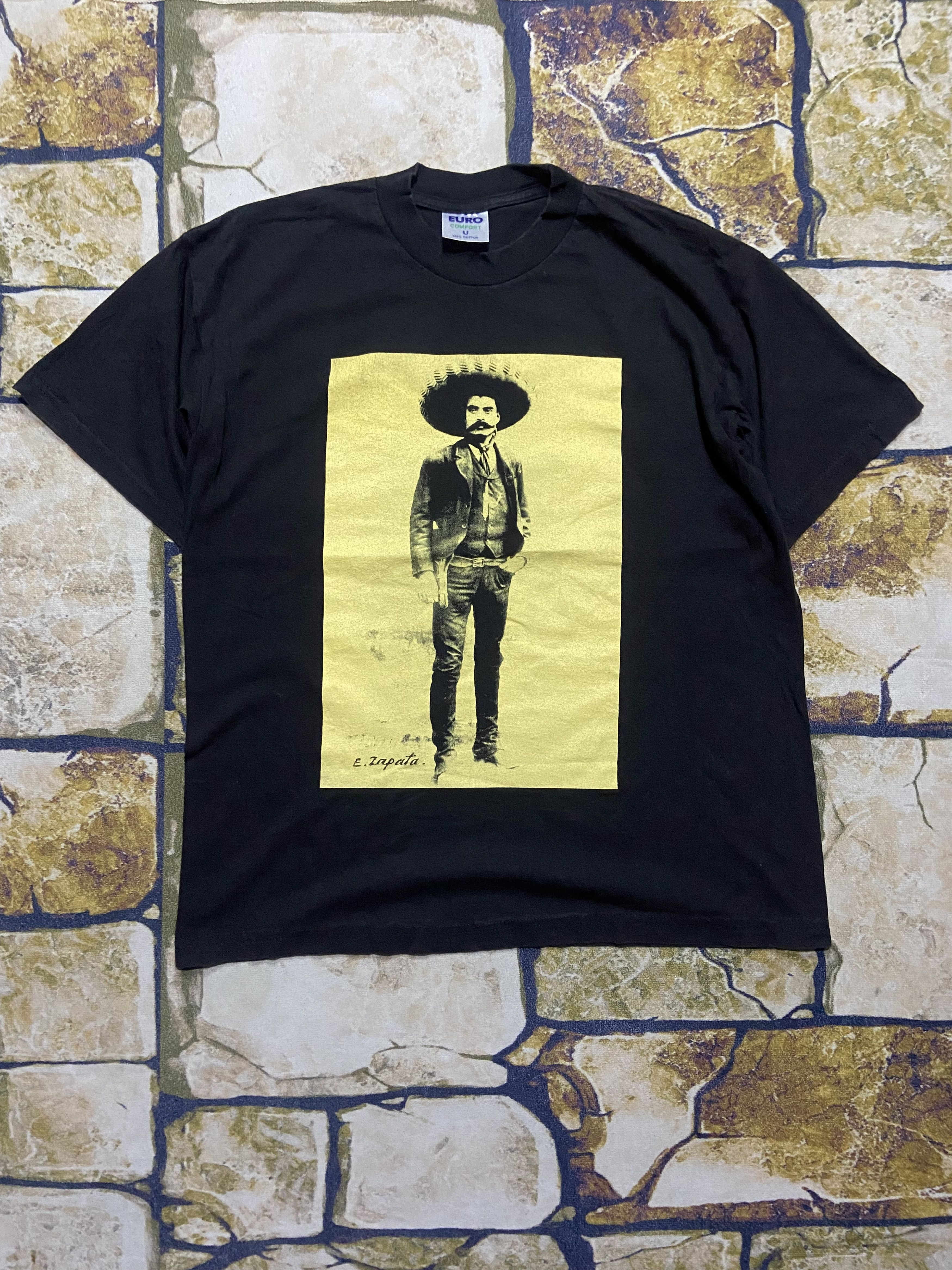 Vintage Vintage 90s EMILIANO ZAPATA t shirt Size US L / EU 52-54 / 3 - 1 Thumbnail