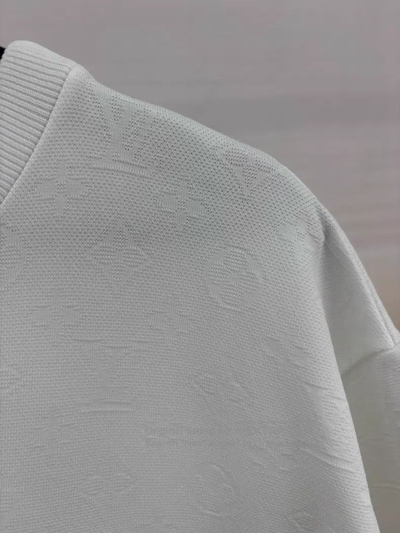 Louis Vuitton Louis Vuitton White Pocket Dark Print Full Print Short Sle Size US L / EU 52-54 / 3 - 4 Thumbnail