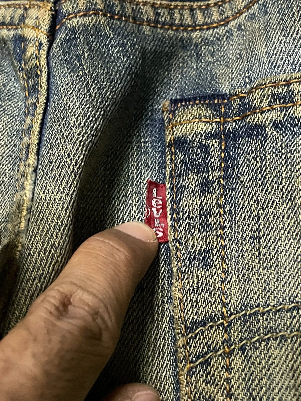 Levi's × Vintage Vintage Levis 504 Distressed Mud Wash Trashed Loose Jeans Size US 30 / EU 46 - 14 Thumbnail