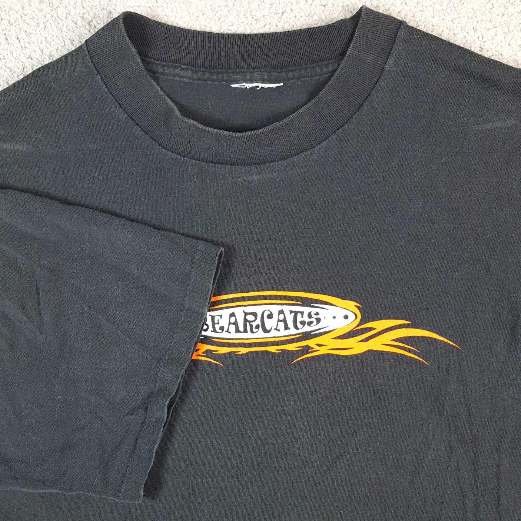 Vintage VINTAGE Cincinnati Bearcats Football Tee XL Black 90s T-Shirt Mens Football VTG Shirt Size US XL / EU 56 / 4 - 6 Thumbnail