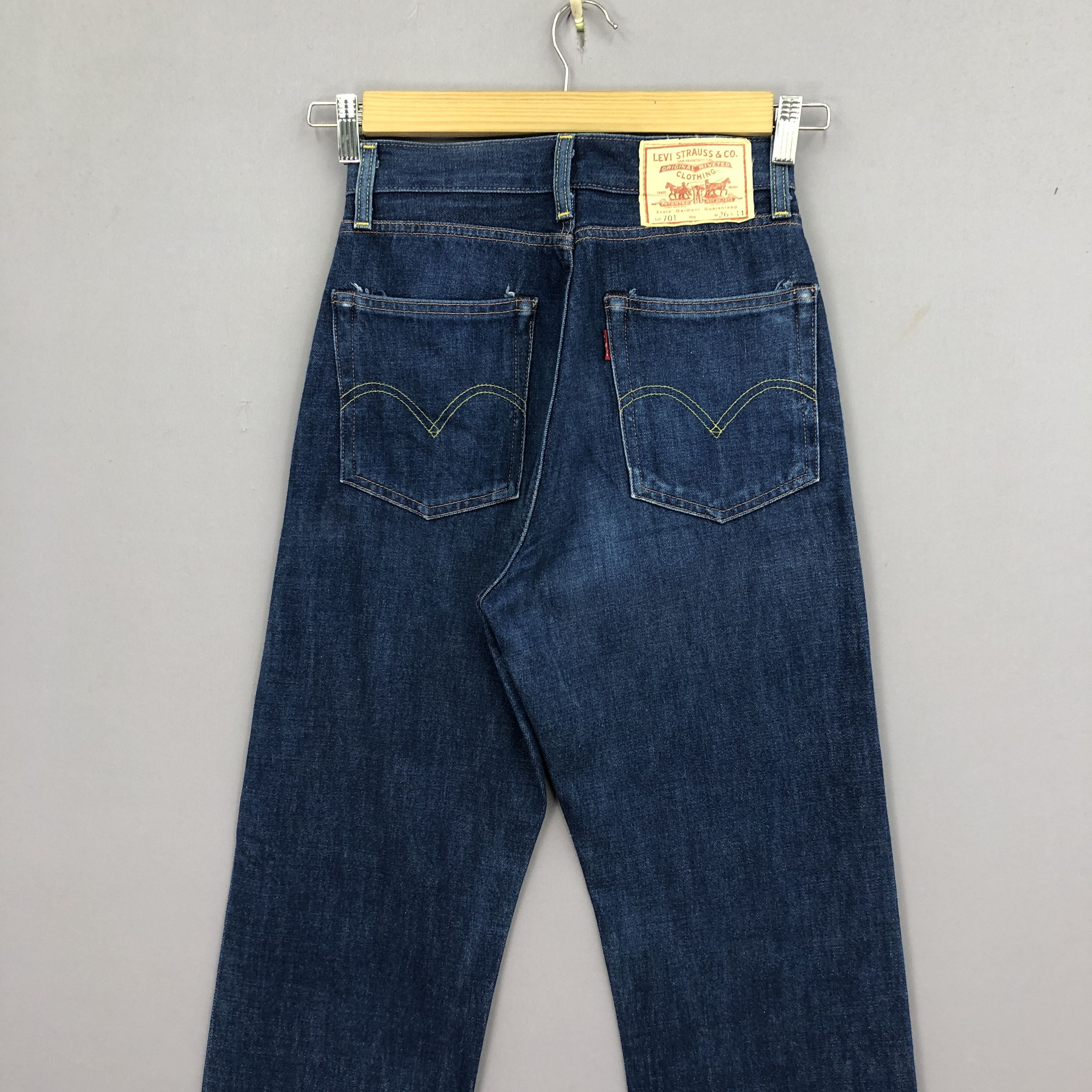 Levi's Vintage Levis 701 Selvedge Jeans Levi's Redline Denim Size 24" / US 00 / IT 34 - 4 Thumbnail