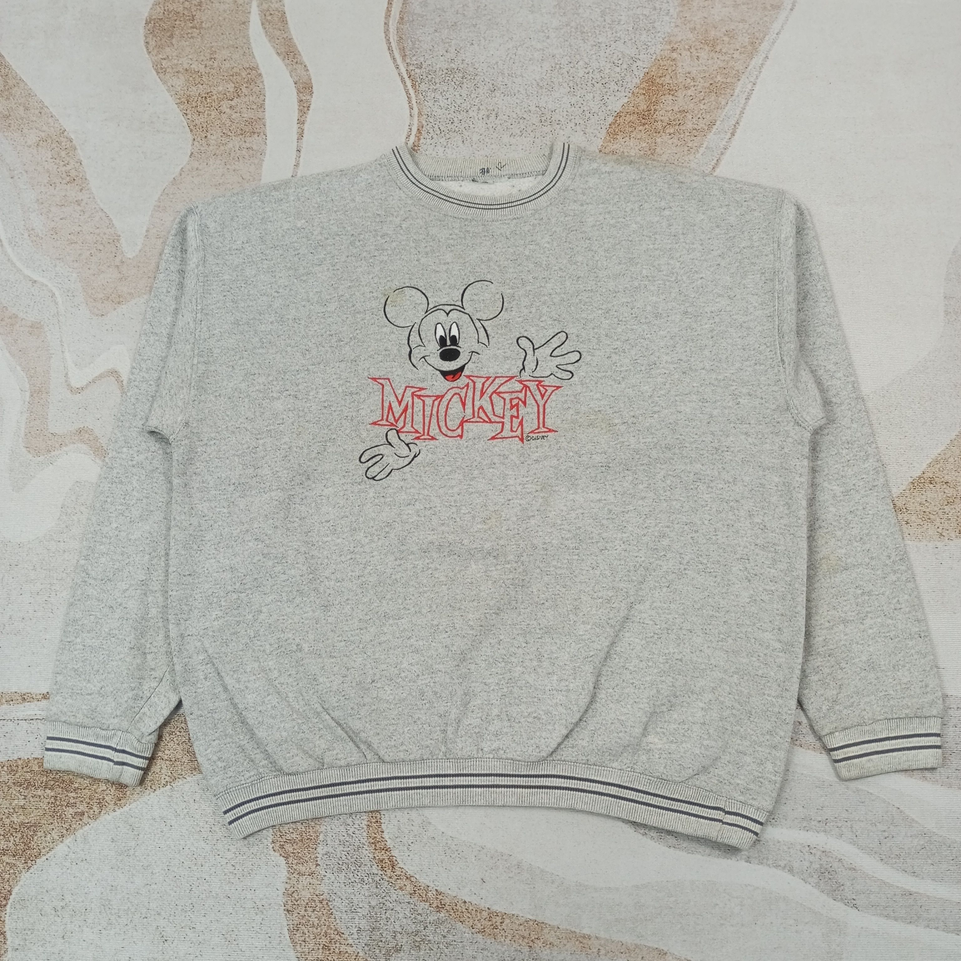 Vintage Disney Mickey Mouse Sweatshirt c236n9