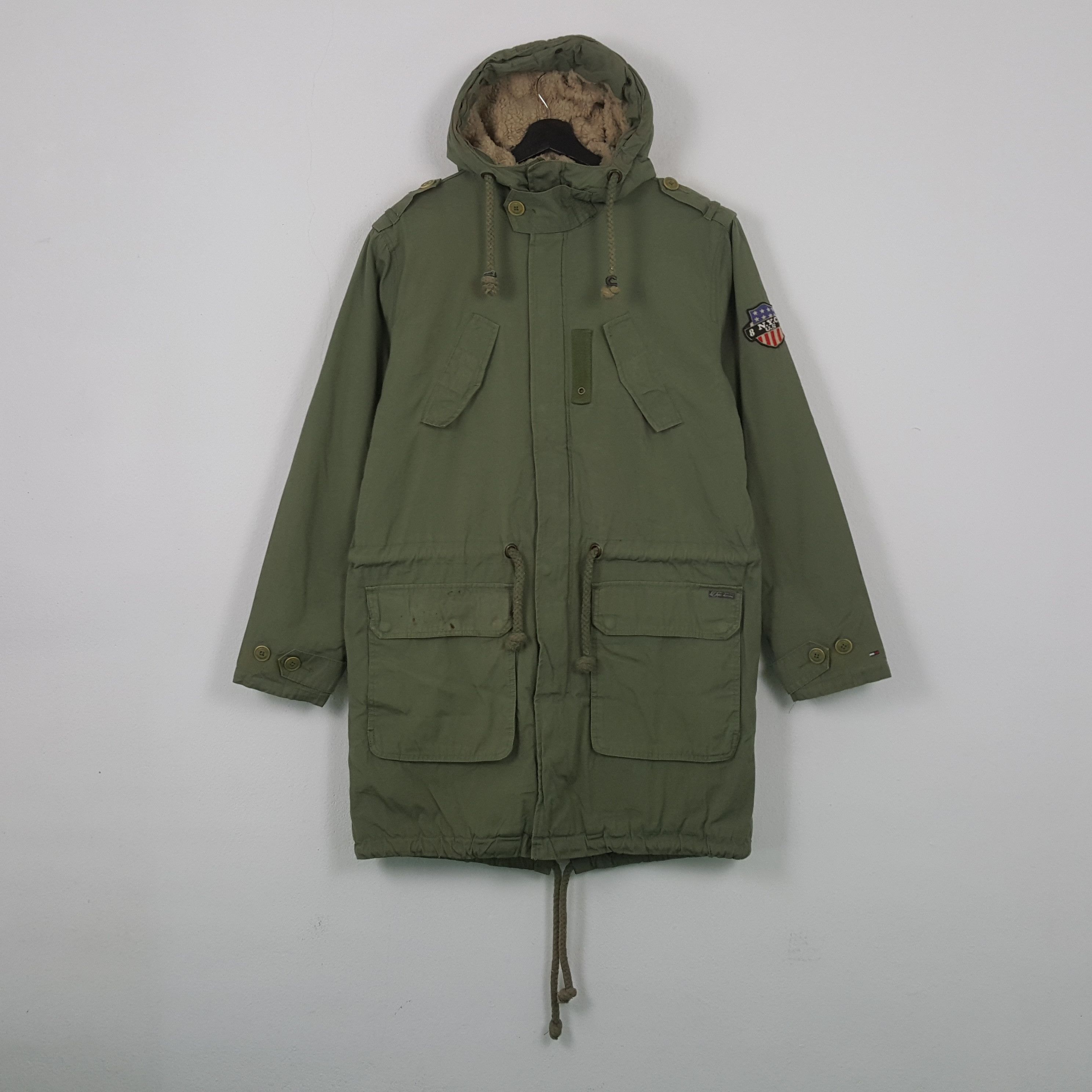 Vintage Hilfiger Denim Parka Jacket Nice Design RR21 Size US L / EU 52-54 / 3 - 1 Thumbnail