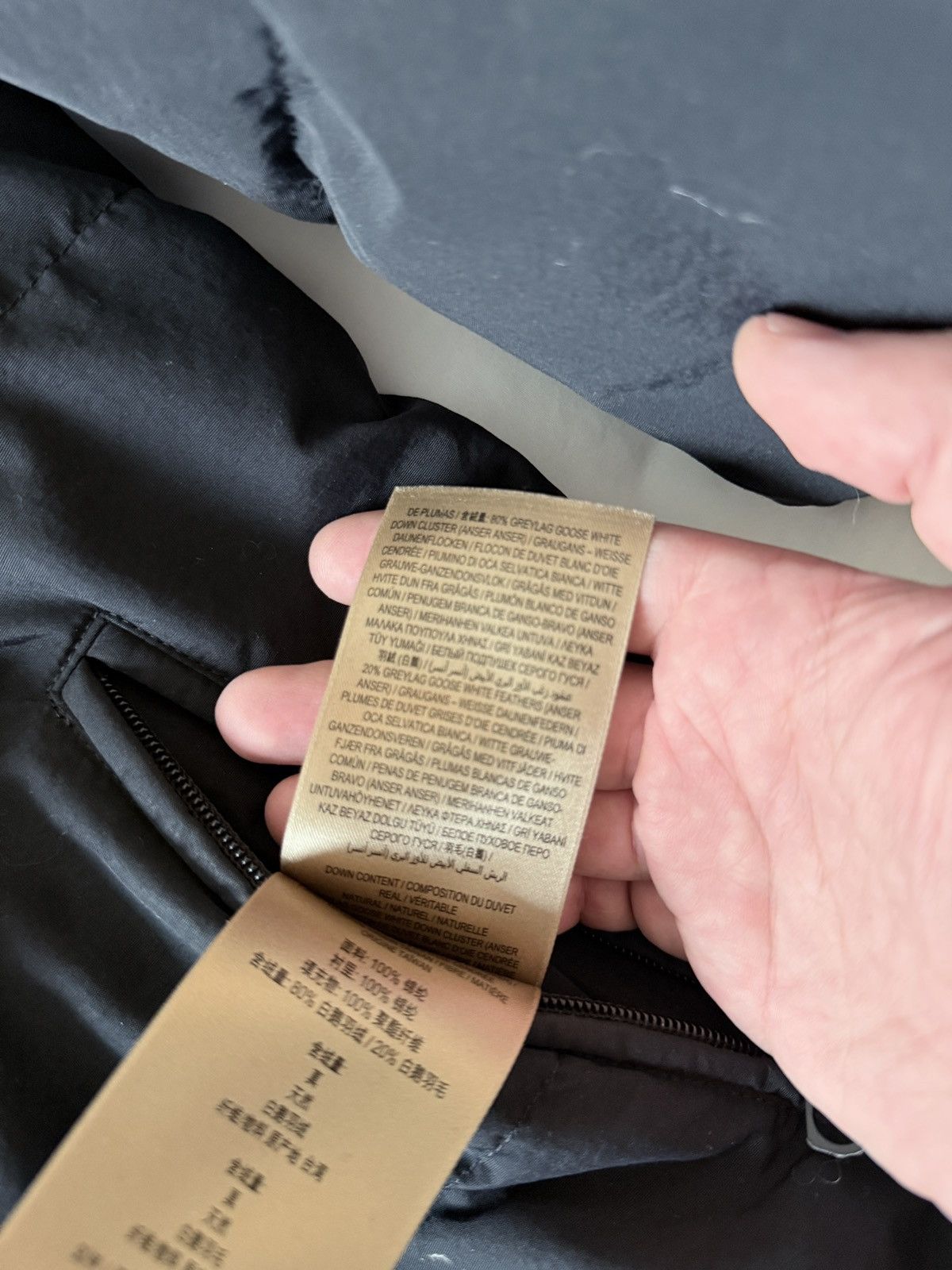 Burberry Mens puffer jacket Size US M / EU 48-50 / 2 - 5 Thumbnail