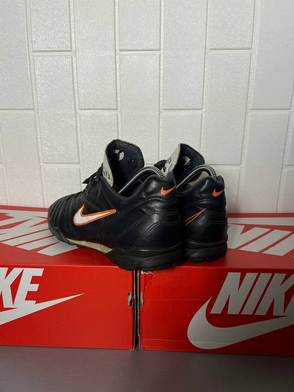 Nike VINTAGE NIKE TIEMPO 650 RETRO BOOTS SOCCER JERSEY Y2K 90s Size US 9 / EU 42 - 5 Thumbnail