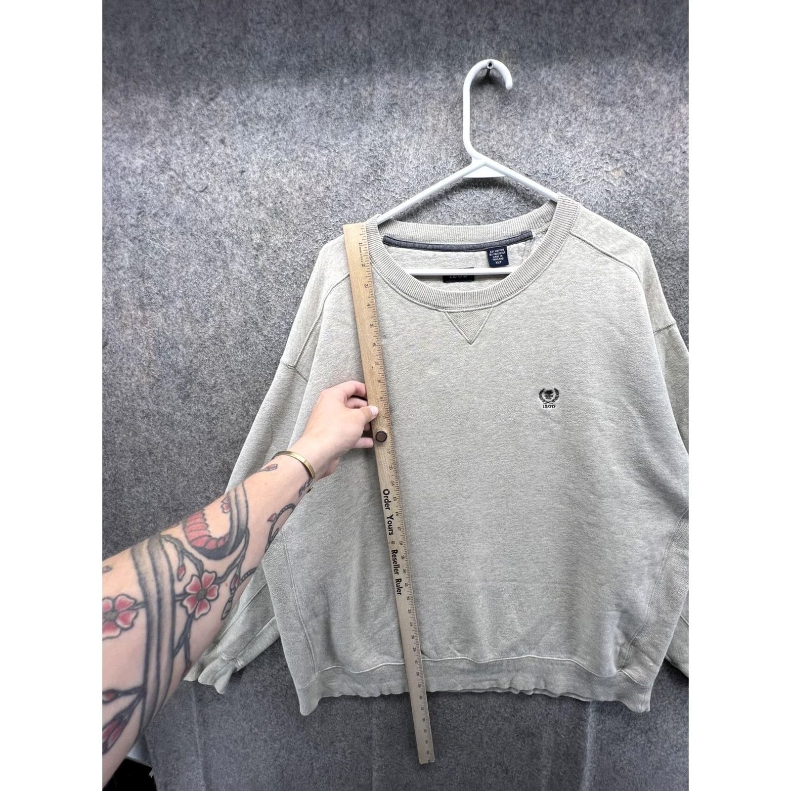 Izod IZOD Sweatshirt Mens XLT Gray Big Tall Fleece Crewneck Pullover Embroidered Logo Size US XL / EU 56 / 4 - 3 Thumbnail