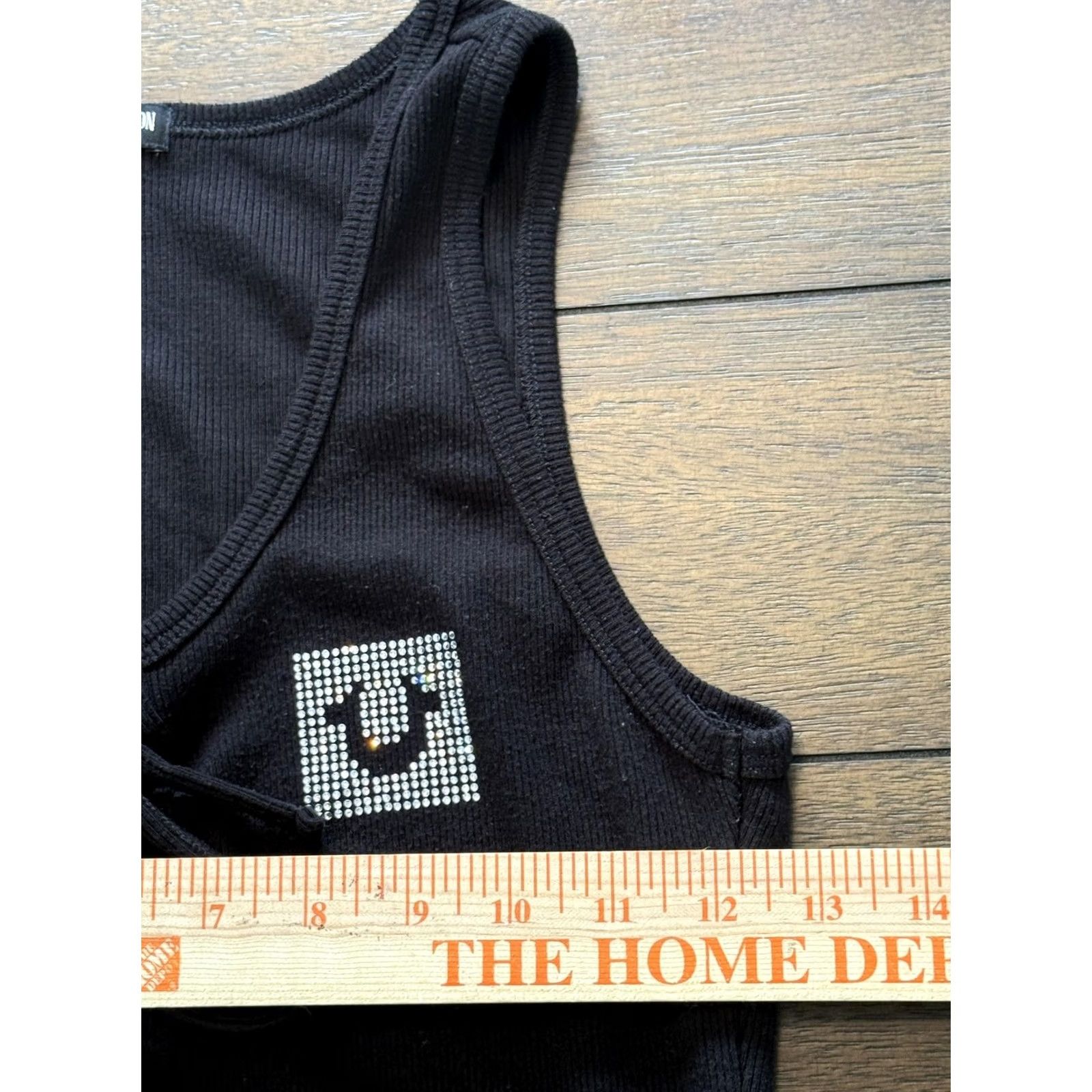 True Religion VINTAGE True Religion Tank Top Womens M Black Ribbed Lace Up Horseshoe Rhinestone V-Neck Sleeveless Shirt Size M / US 6-8 / IT 42-44 - 4 Thumbnail