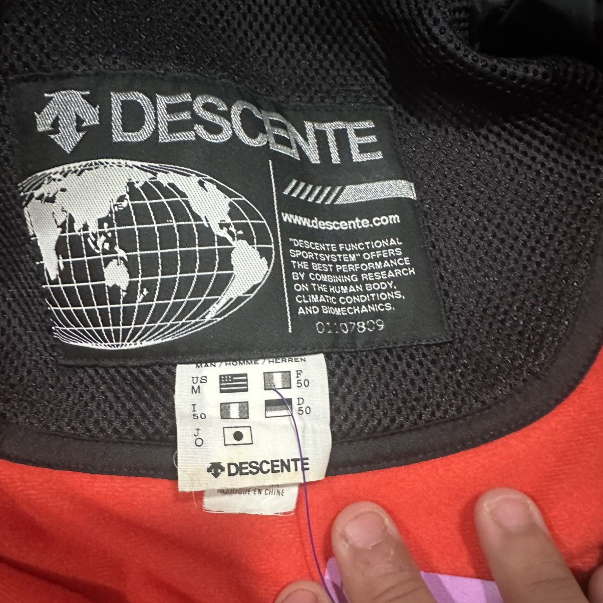 Descente Detente Red ski coat Size US M / EU 48-50 / 2 - 6 Thumbnail