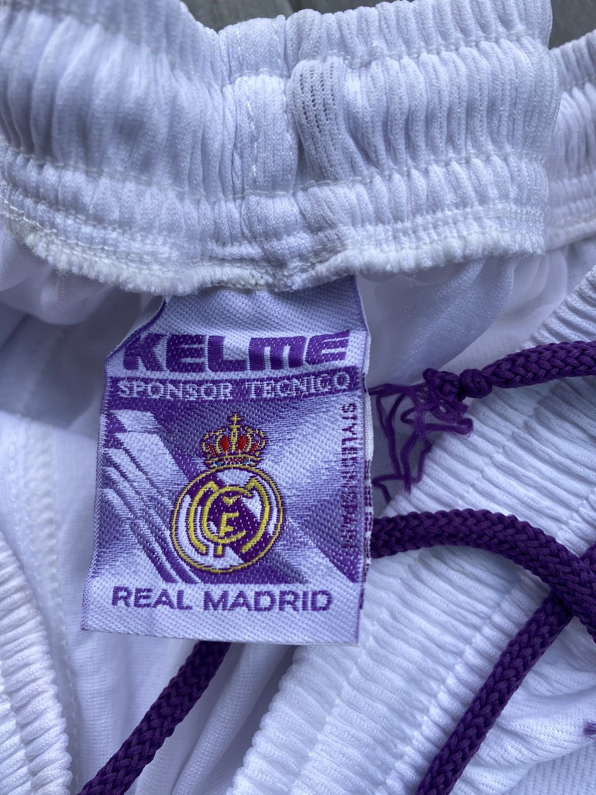 Vintage 💸NEED GONE💸Vintage real madrid home shorts 1997/98 by Kelme Size US 34 / EU 50 - 5 Thumbnail