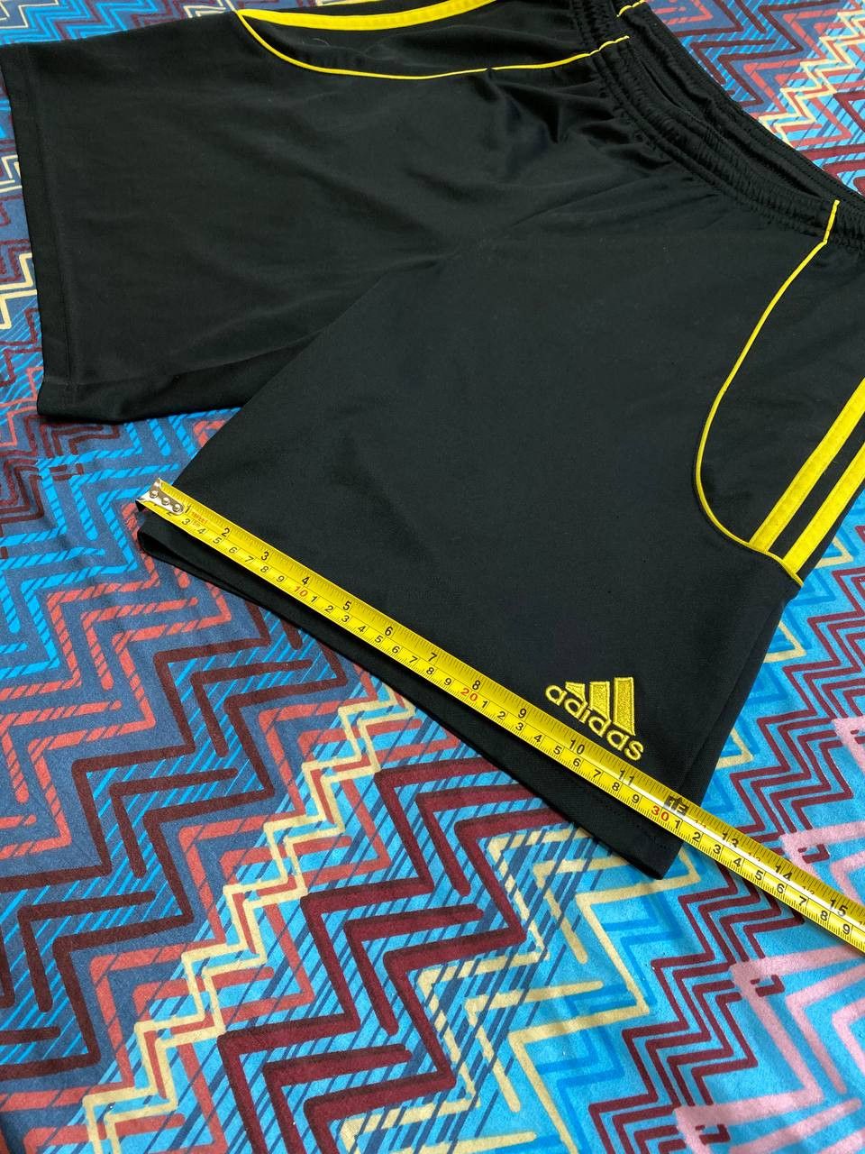 Adidas shorts black streetwear Vintage Y2K ADIDAS logo Size US 32 / EU 48 - 15 Thumbnail