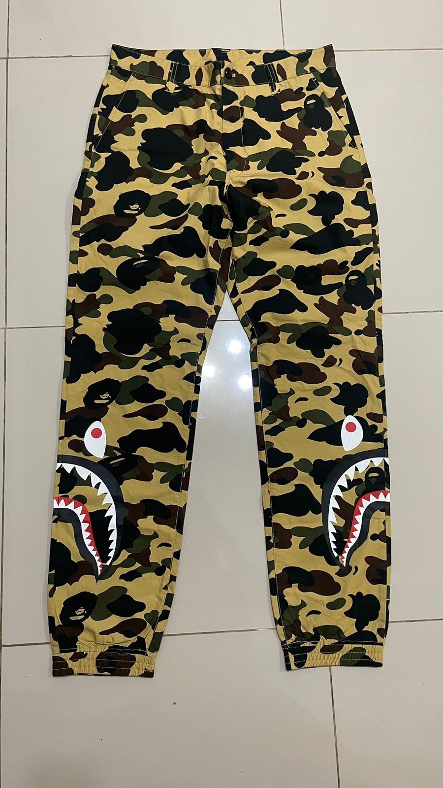 Bape Rare Y2K Bape Camo Green Shark Track Pants Size US 32 / EU 48 - 1 Thumbnail